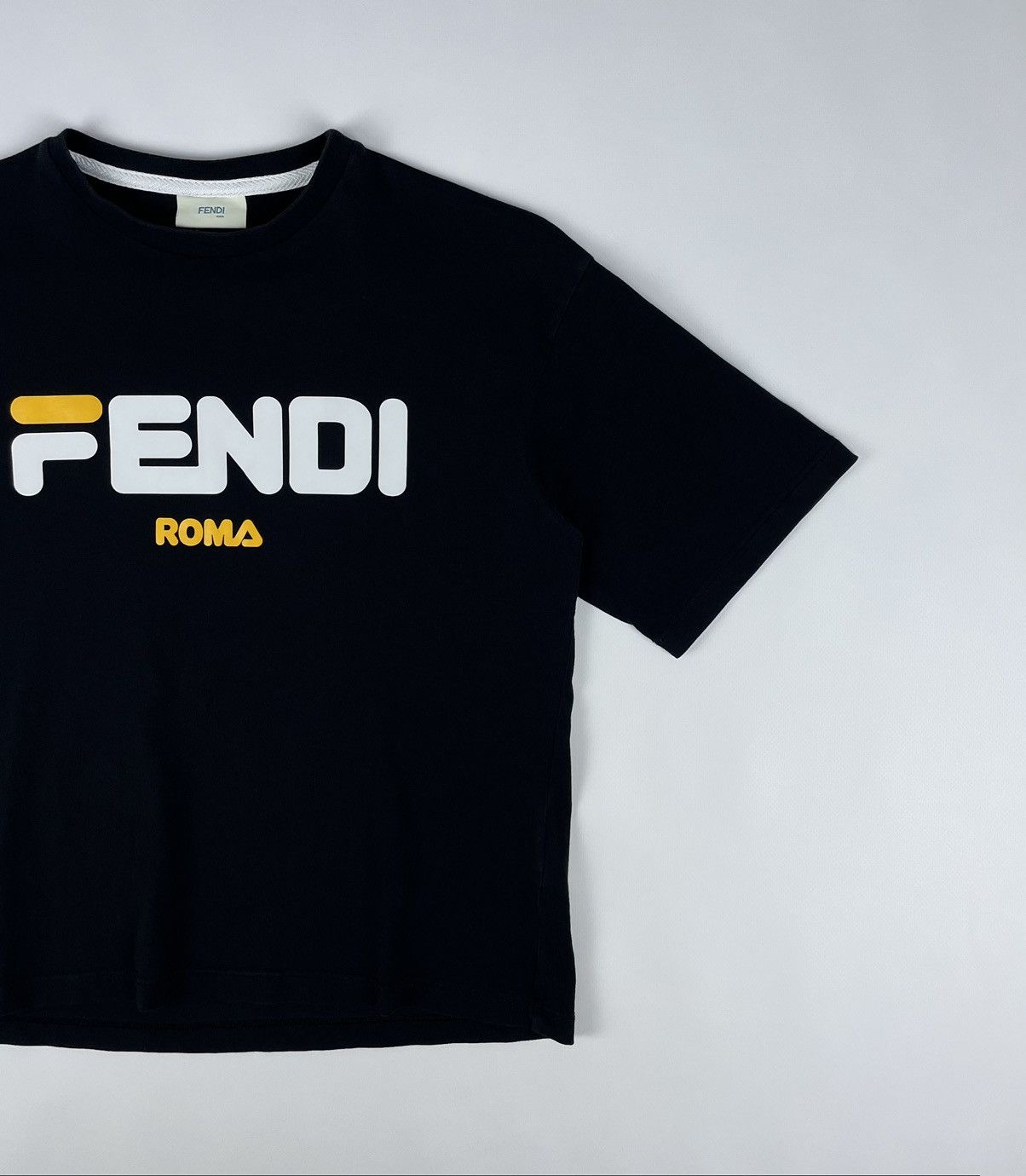Fendi Fendi Crop top T-shirt Size S / US 4 / IT 40 - 2 Thumbnail