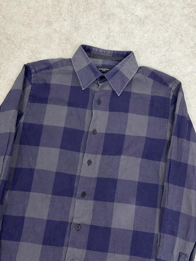 Givenchy Givenchy Grey & Navy Classy Checkered Shirt Size US S / EU 44-46 / 1 - 5 Thumbnail