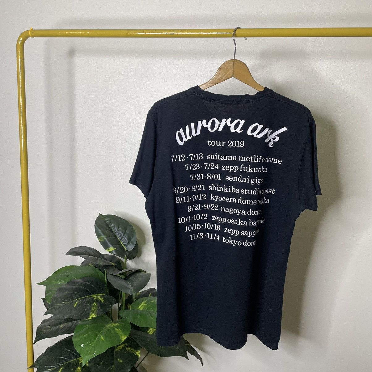 Band Tees × Japanese Brand Bump of Chicken Japanese Rock Band Aurora Ark Tour T Shirt Size US L / EU 52-54 / 3 - 5 Thumbnail