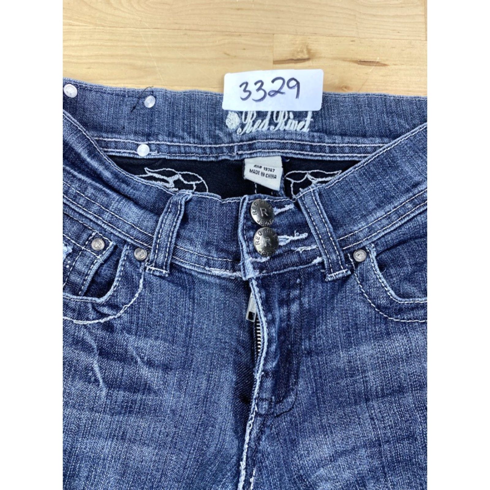 Denime **Red Rivet Denim Jeans Women's Size 3 Distress Blue** User: **Red Rivet Denim Jeans Women Size 3 Distress Blue** Size 26" / US 2 / IT 38 - 4 Thumbnail