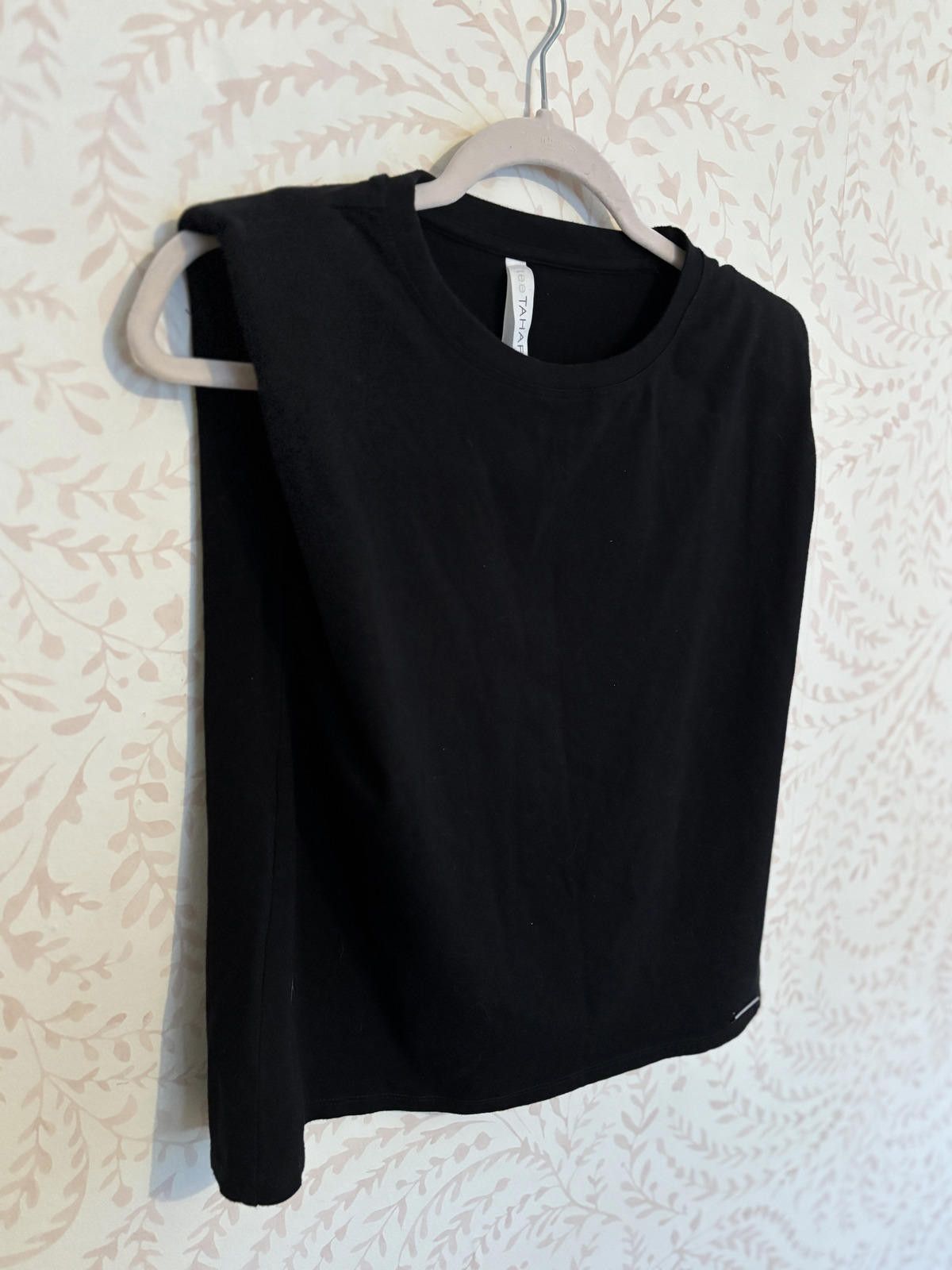 Elie Tahari Tahari Women's Black Muscle Tee XS Size XS / US 0-2 / IT 36-38 - 4 Thumbnail