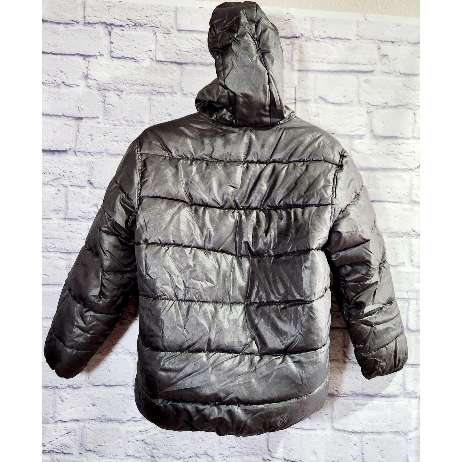 Other Old Navy Gray Silver Puffer Jacket Medium Hooded Lightweight Size M / US 6-8 / IT 42-44 - 4 Thumbnail