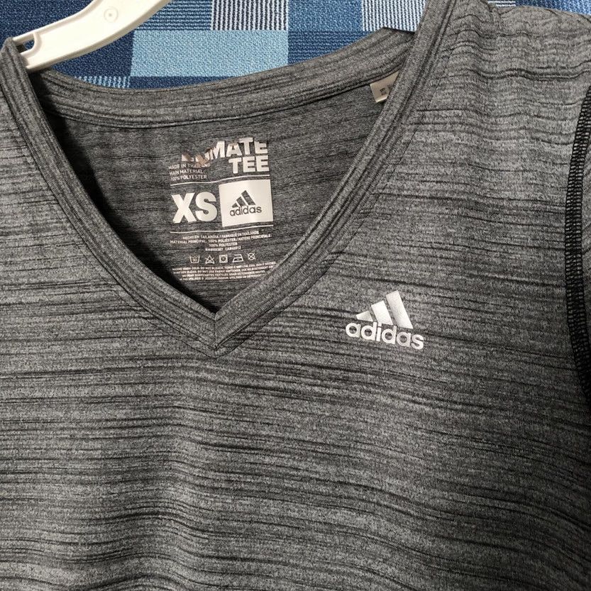 Adidas Adidas T-Shirt Womens XS Gray Heathered Ultimate Tee V-Neck Short Sleeve Top Size XS / US 0-2 / IT 36-38 - 1 Thumbnail