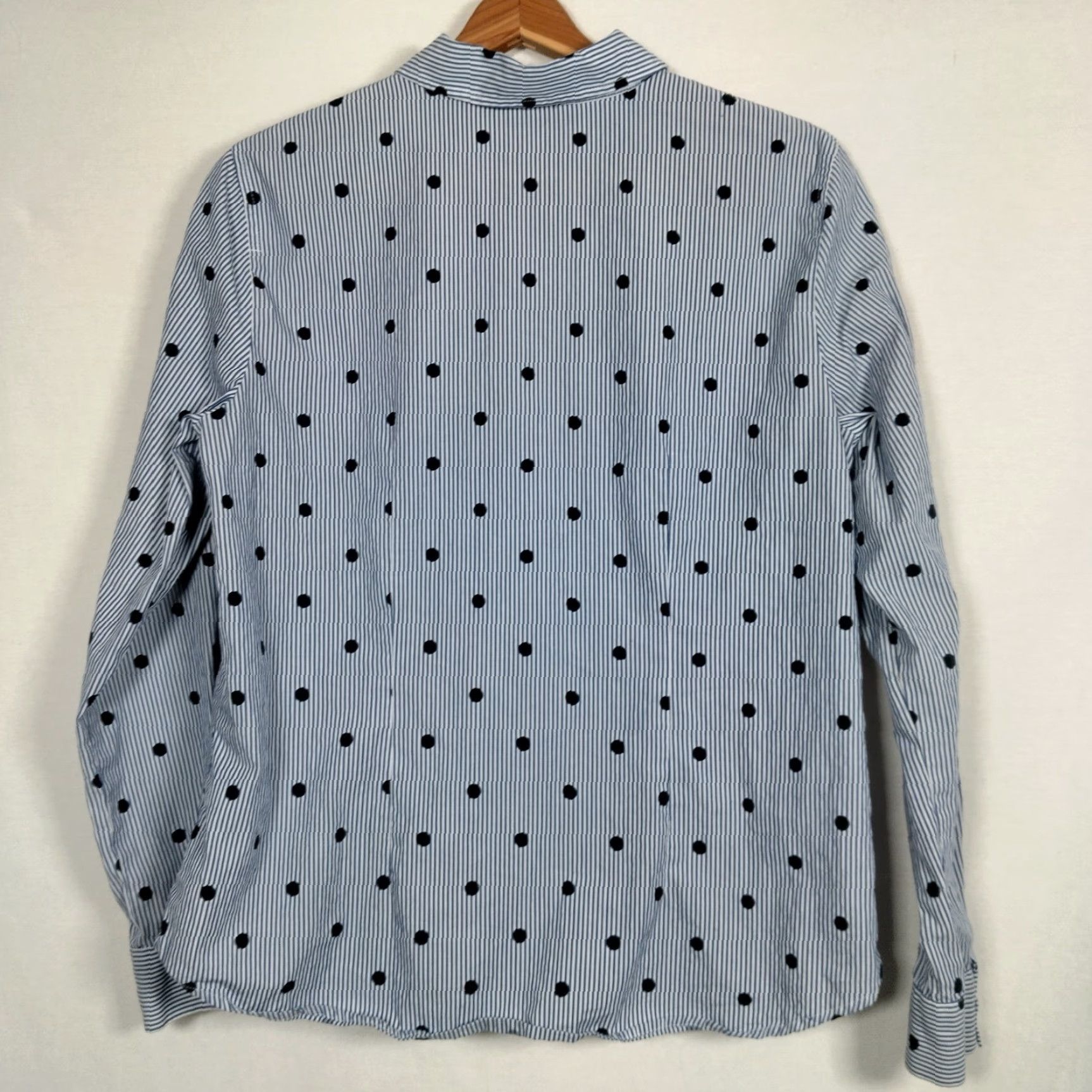 Talbots VINTAGE Talbots Women's Button-Up Blouse Size M Long Sleeve Cotton Casual Office Party Polka Dot Stripe Seasonal Size M / US 6-8 / IT 42-44 - 2 Thumbnail