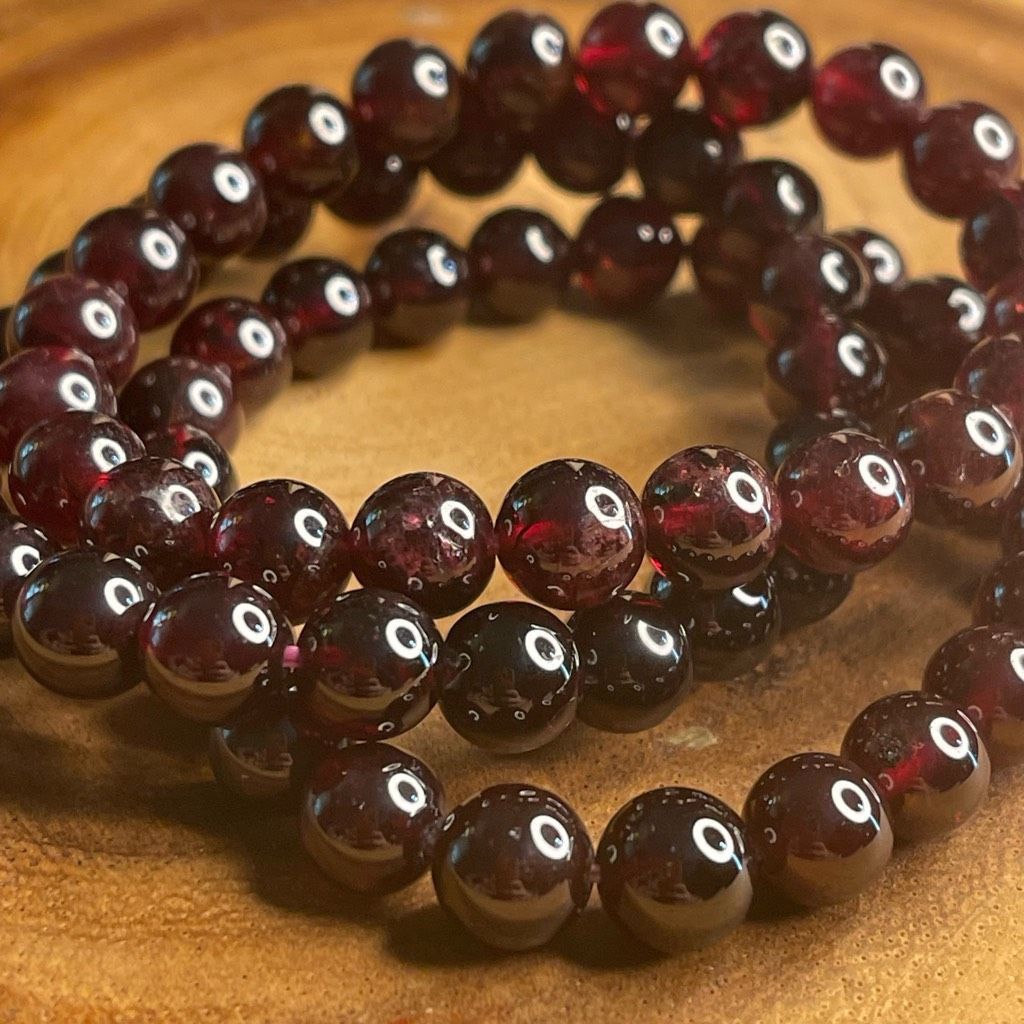 Other Garnet deep red stretch beaded bracelet 7” crystal healing beads 8mm high quality ONE NEW Size ONE SIZE - 4 Thumbnail