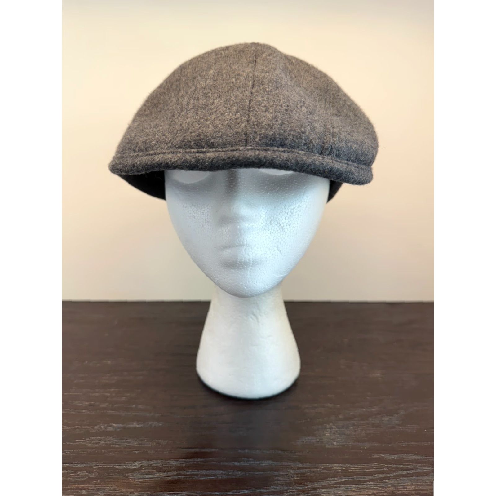 Vintage DPG 1921 Hat Mens Medium Gray Wool Blend Newsboy Flat Cap Lined Retro Newsboy Cap Mens Gray Wool Blend DPG 1921 Hat Vintage Style City Classic Retro Size ONE SIZE - 2 Thumbnail