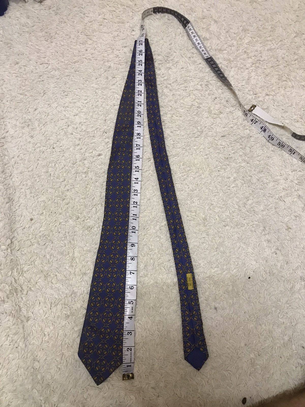 Hermes ‼️VTG HERMES TIES 100% SILK MADE IN FRANCE‼️ Size ONE SIZE - 6 Thumbnail