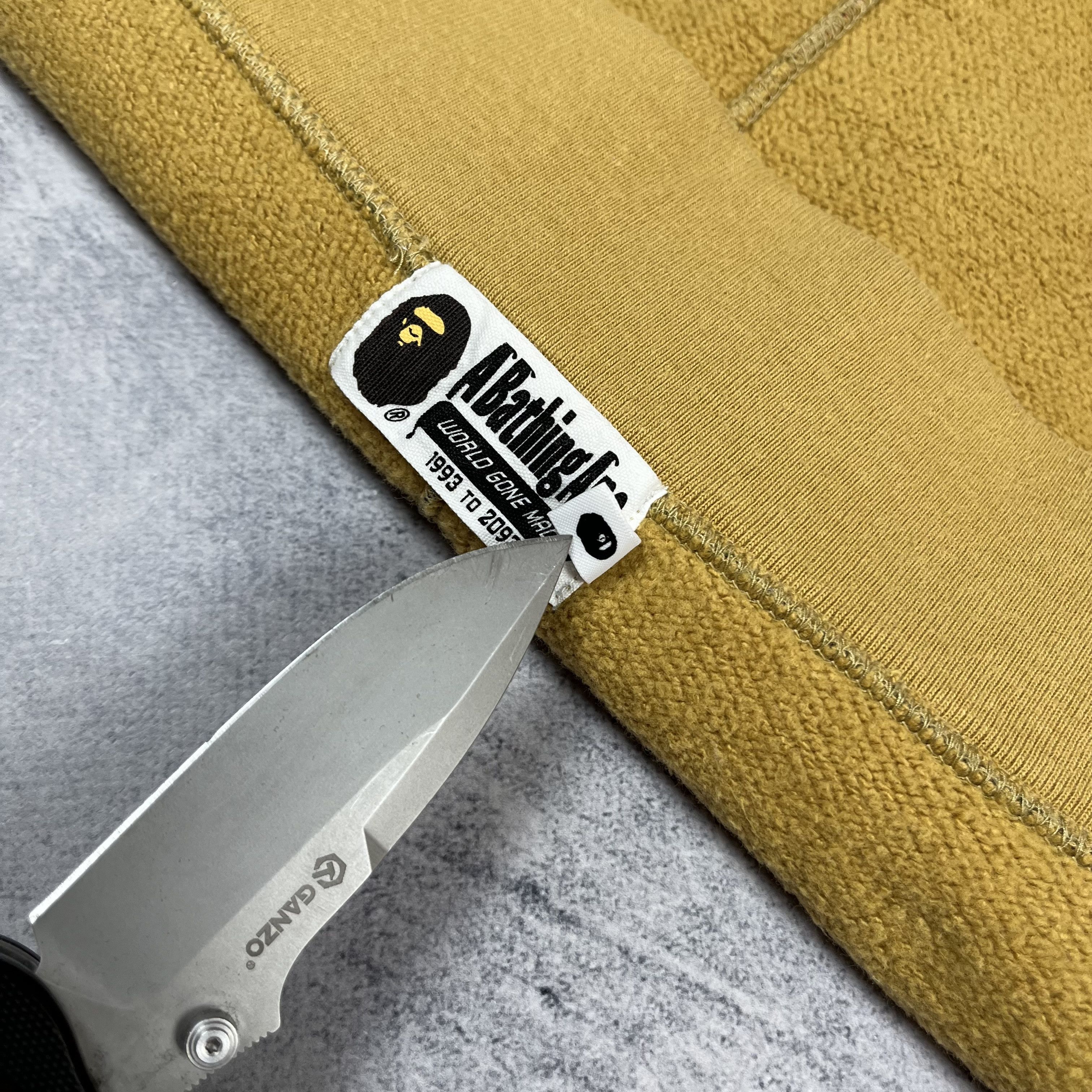 Bape Bape 1st Camo Shark Shorts SS19 Size US 32 / EU 48 - 14 Thumbnail