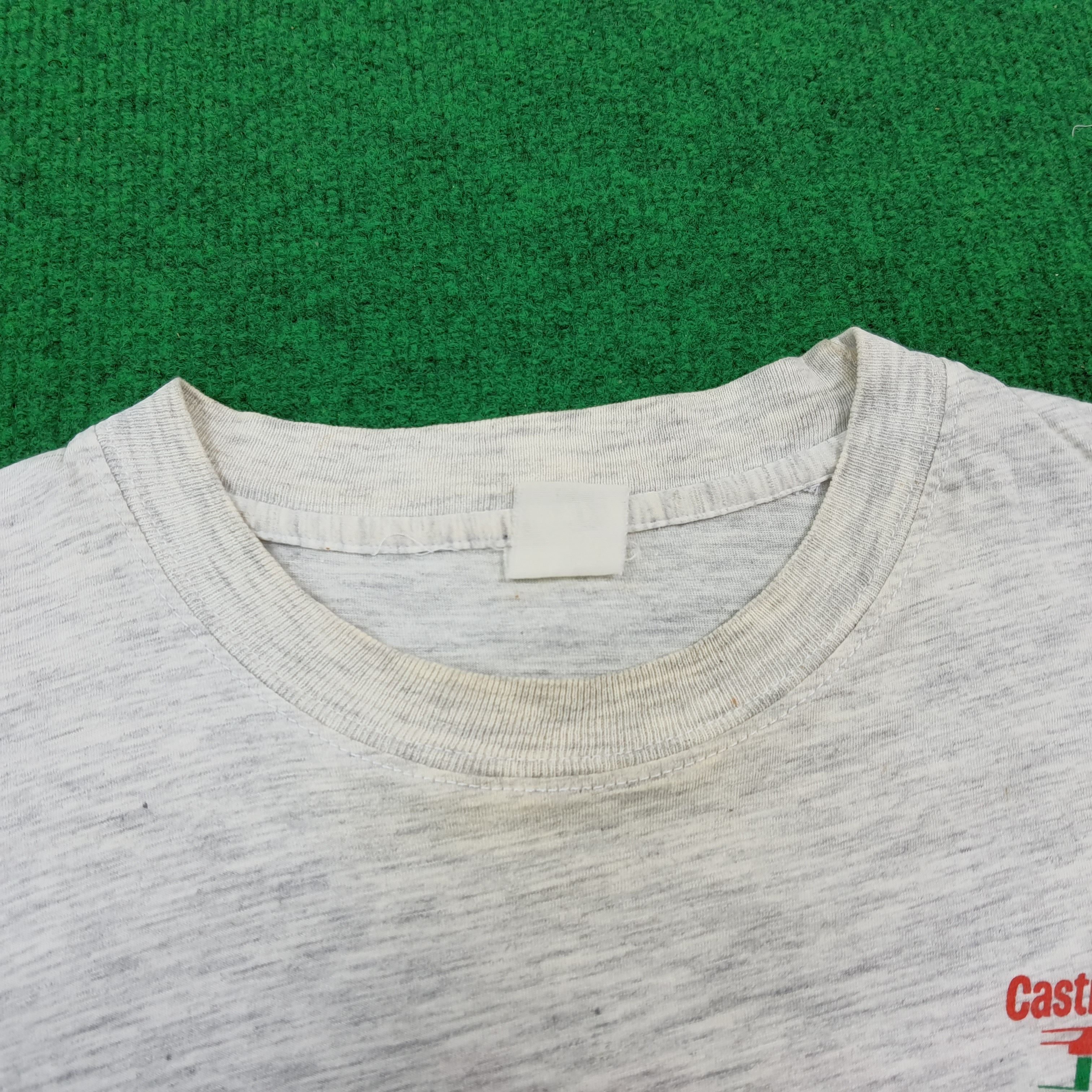 Vintage Vintage Castrol Racing Motorsports Lubricant Tshirt Size US L / EU 52-54 / 3 - 5 Thumbnail