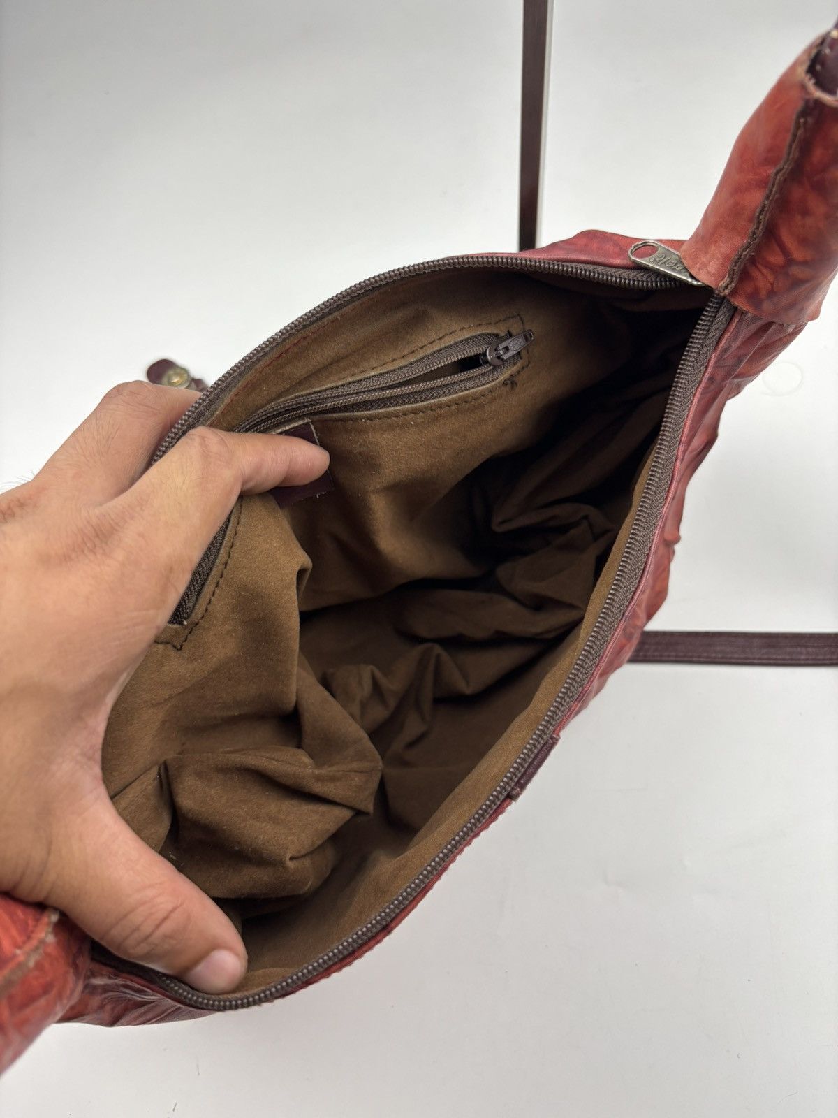 Yves Saint Laurent Archive Yves Saint Laurent Mombasa Crossbody bag Size ONE SIZE - 10 Thumbnail