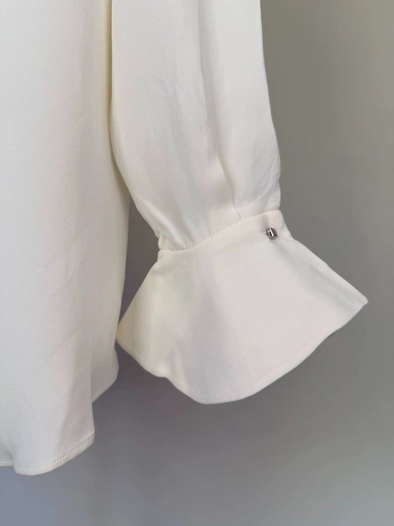 Loro Piana LORO PIANA A woman's silk shirt Size XS / US 0-2 / IT 36-38 - 4 Thumbnail