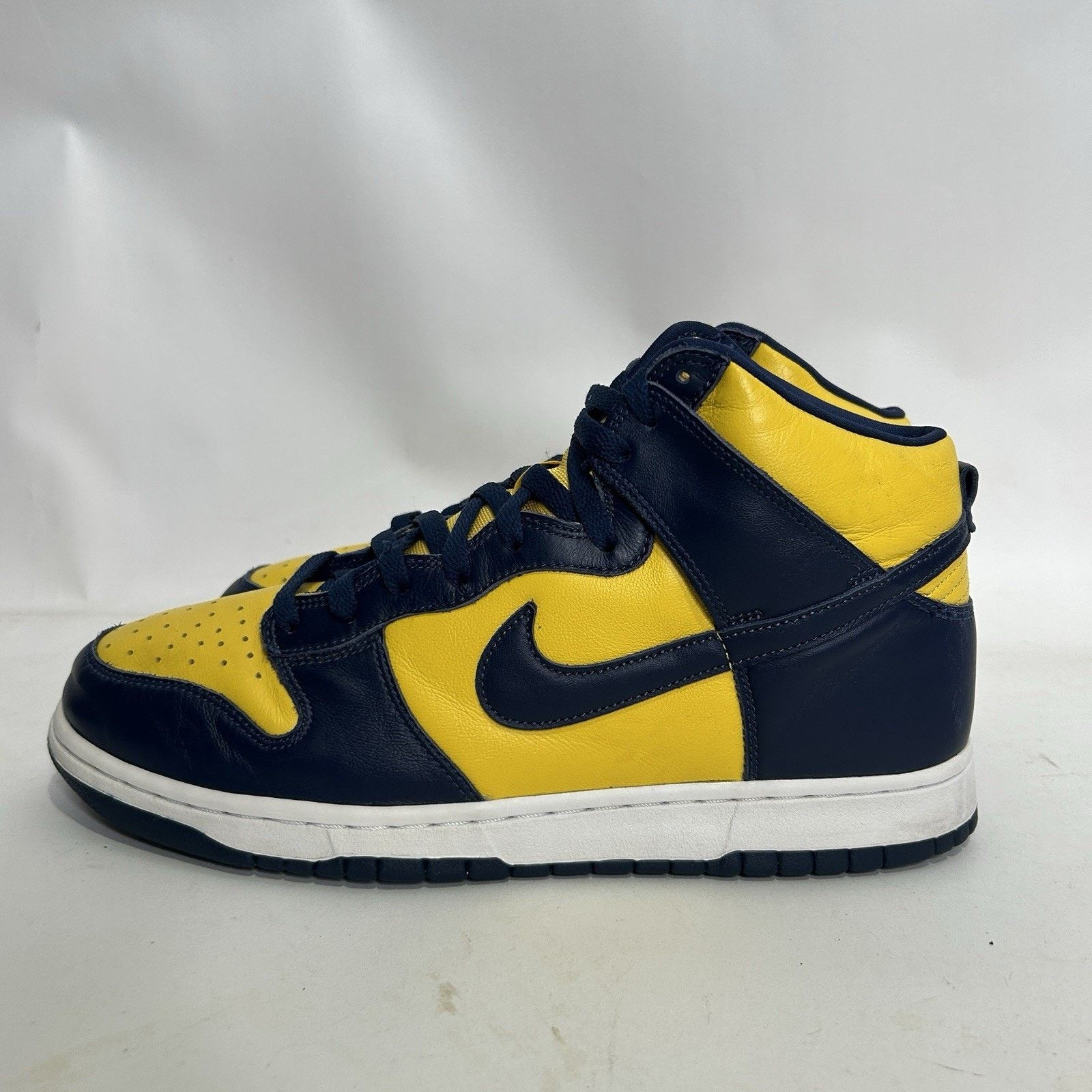 Nike Nike Dunk High SP Retro “Michigan” 2020 Size US 12 / EU 45 - 6 Thumbnail
