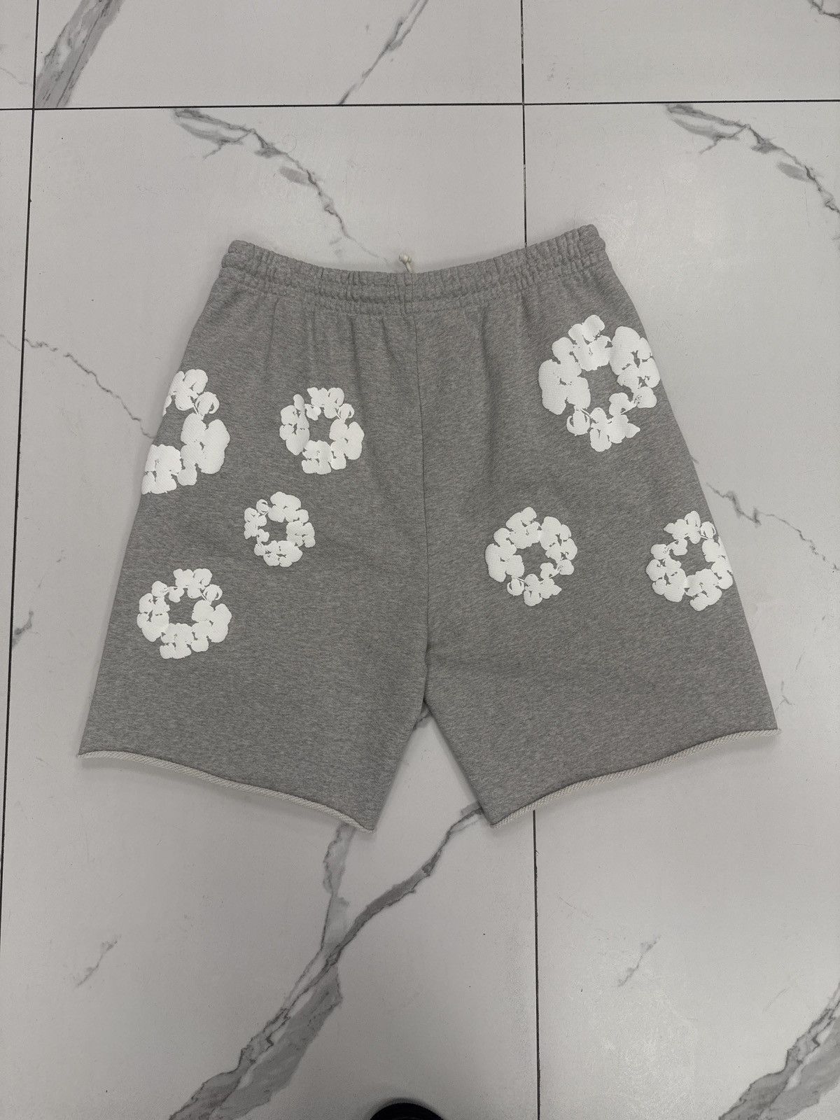 DENIM TEARS Denim Tear The Cotton Wreath Shorts “Grey” Size US 40 / EU 56 - 1 Thumbnail