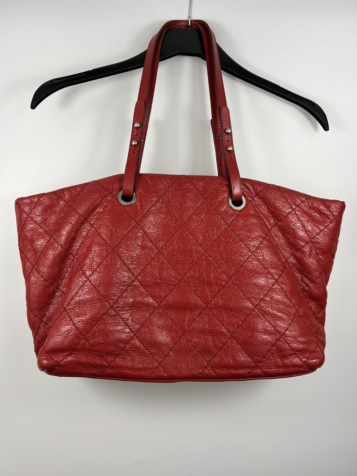 Chanel Chanel On The Road Tote Red Calfskin Leather Bag Size ONE SIZE - 6 Thumbnail
