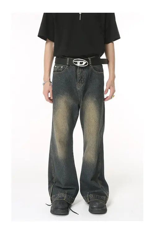 Straight retro distressed slim jeans
