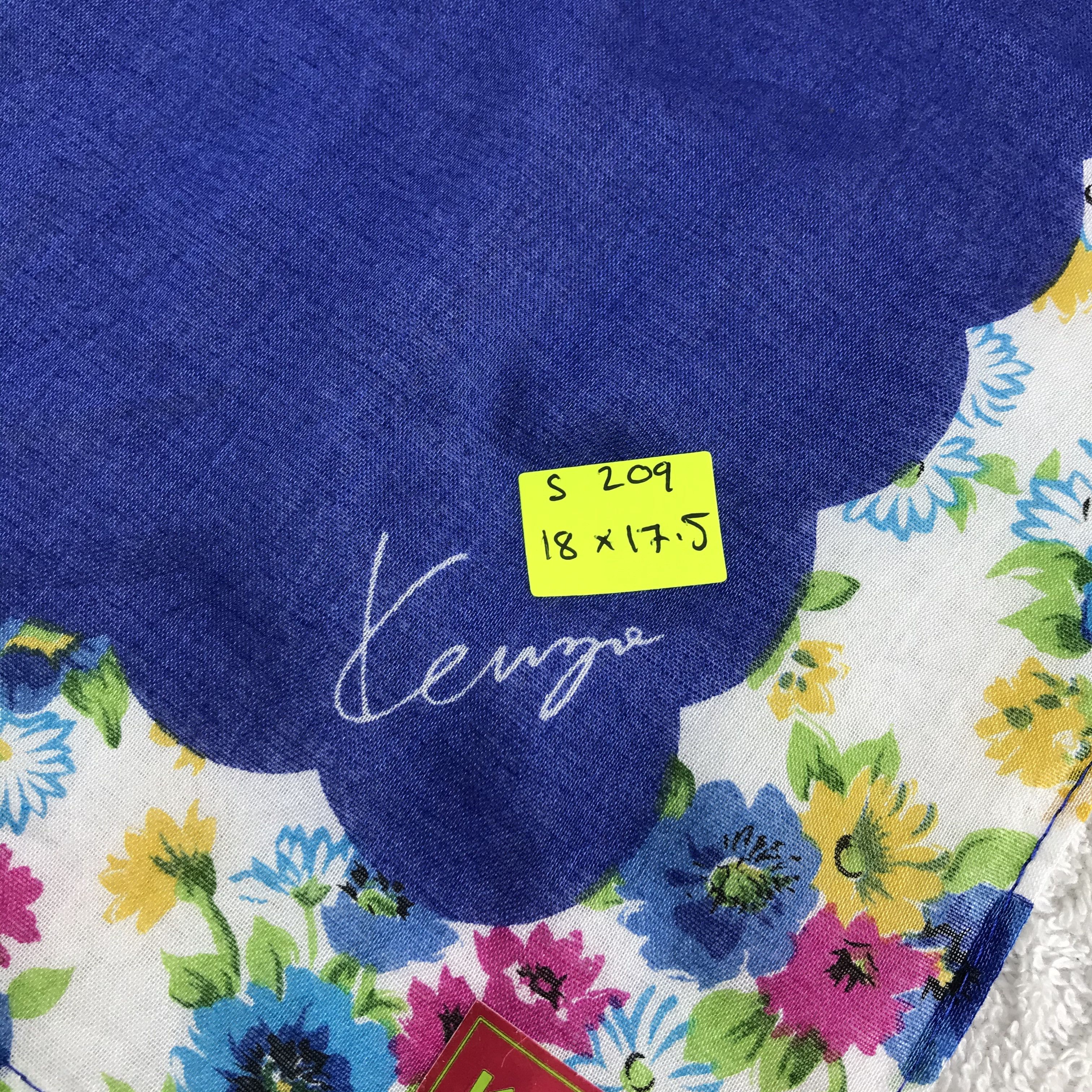Kenzo × Vintage Kenzo Bandana / Handkerchief / Neckerchief - S209 Size ONE SIZE - 5 Thumbnail