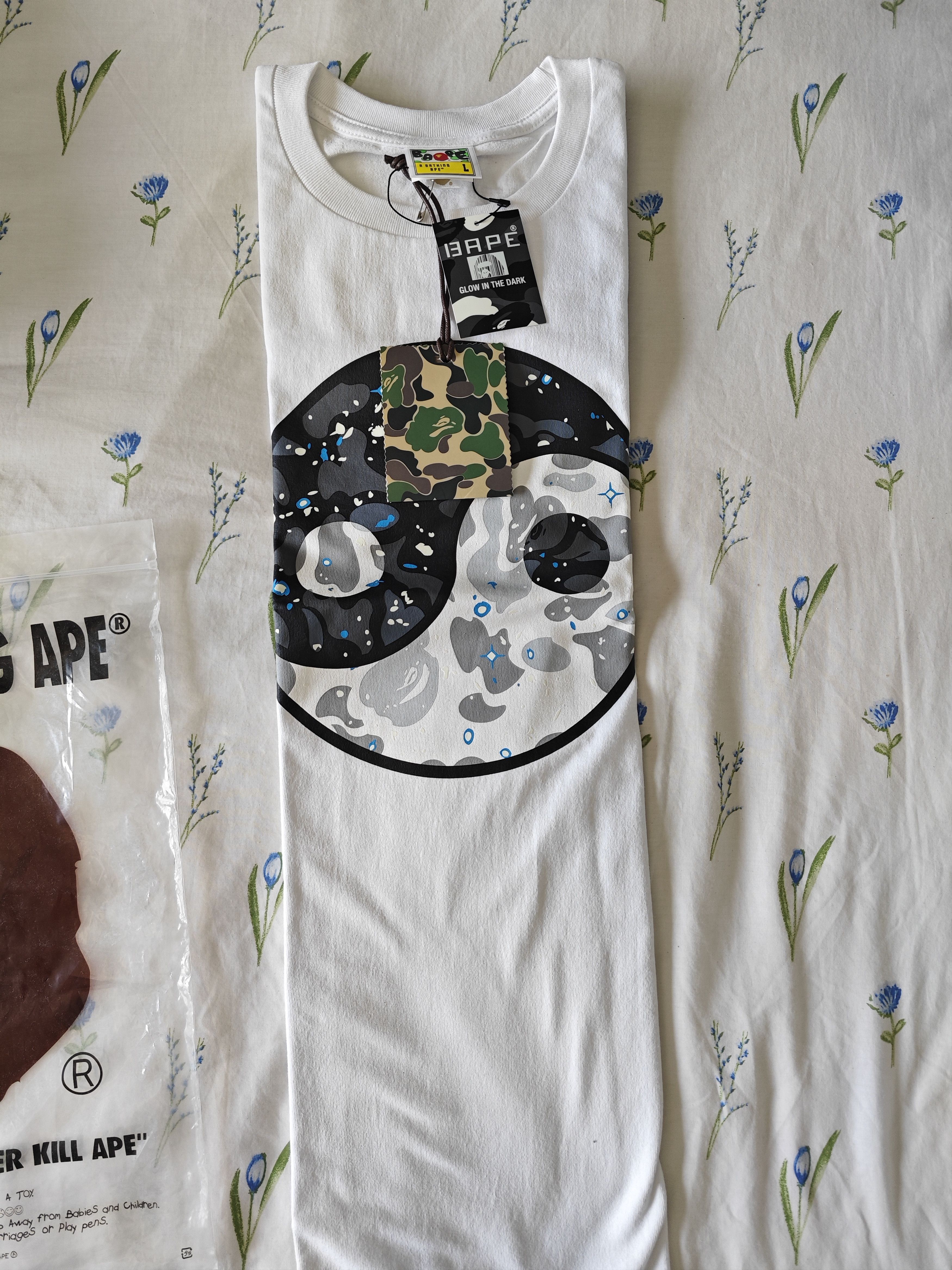 Bape Bape Space Camo Ying Yang Tee (White) Size L Size US L / EU 52-54 / 3 - 4 Thumbnail