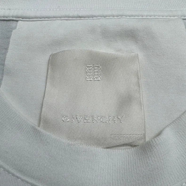 Givenchy Givenchy short sleeves Size US M / EU 48-50 / 2 - 3 Thumbnail
