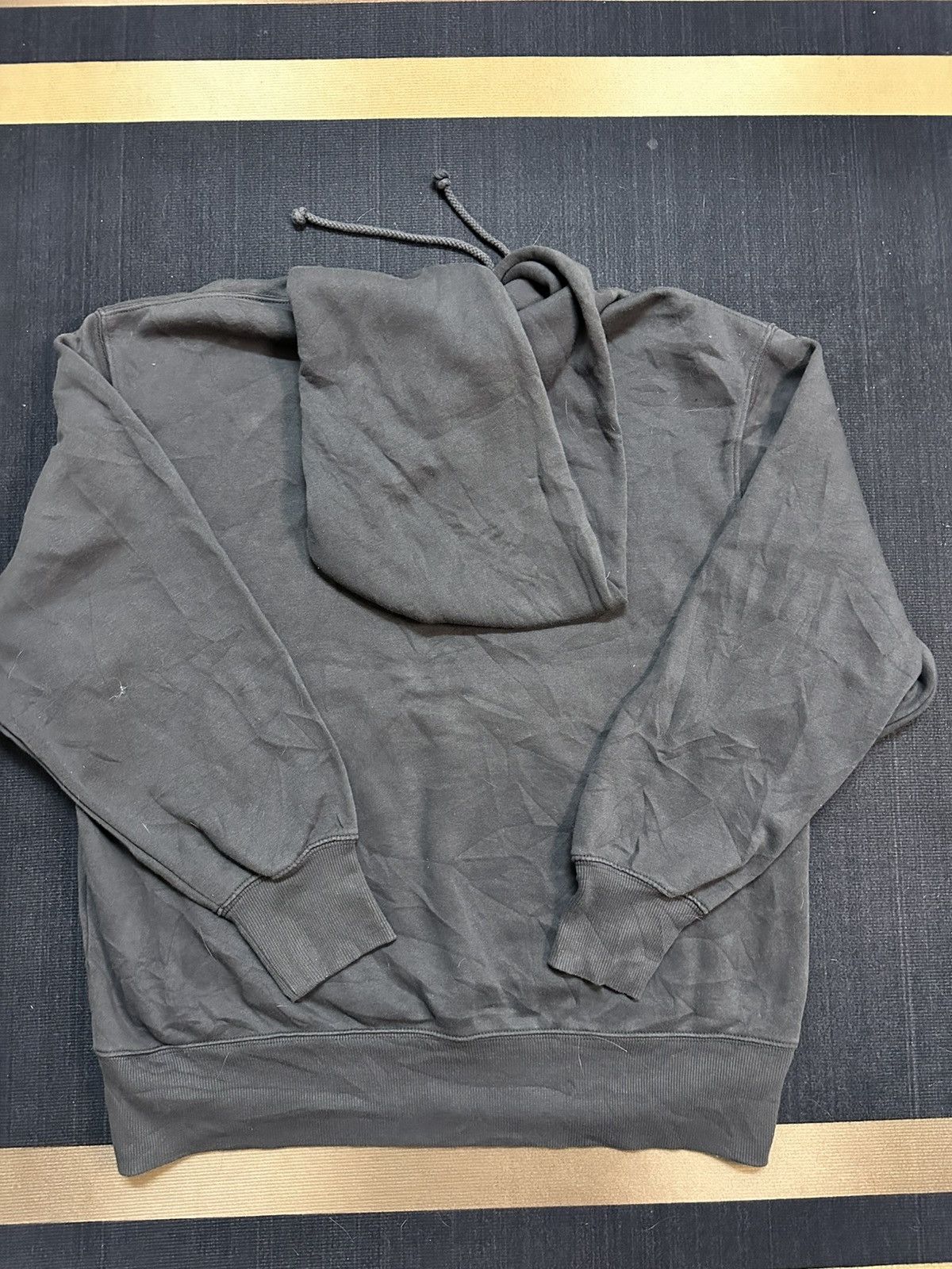 DC Comics × GU DC Batman x GU Pullover Hoodie Size US M / EU 48-50 / 2 - 4 Thumbnail