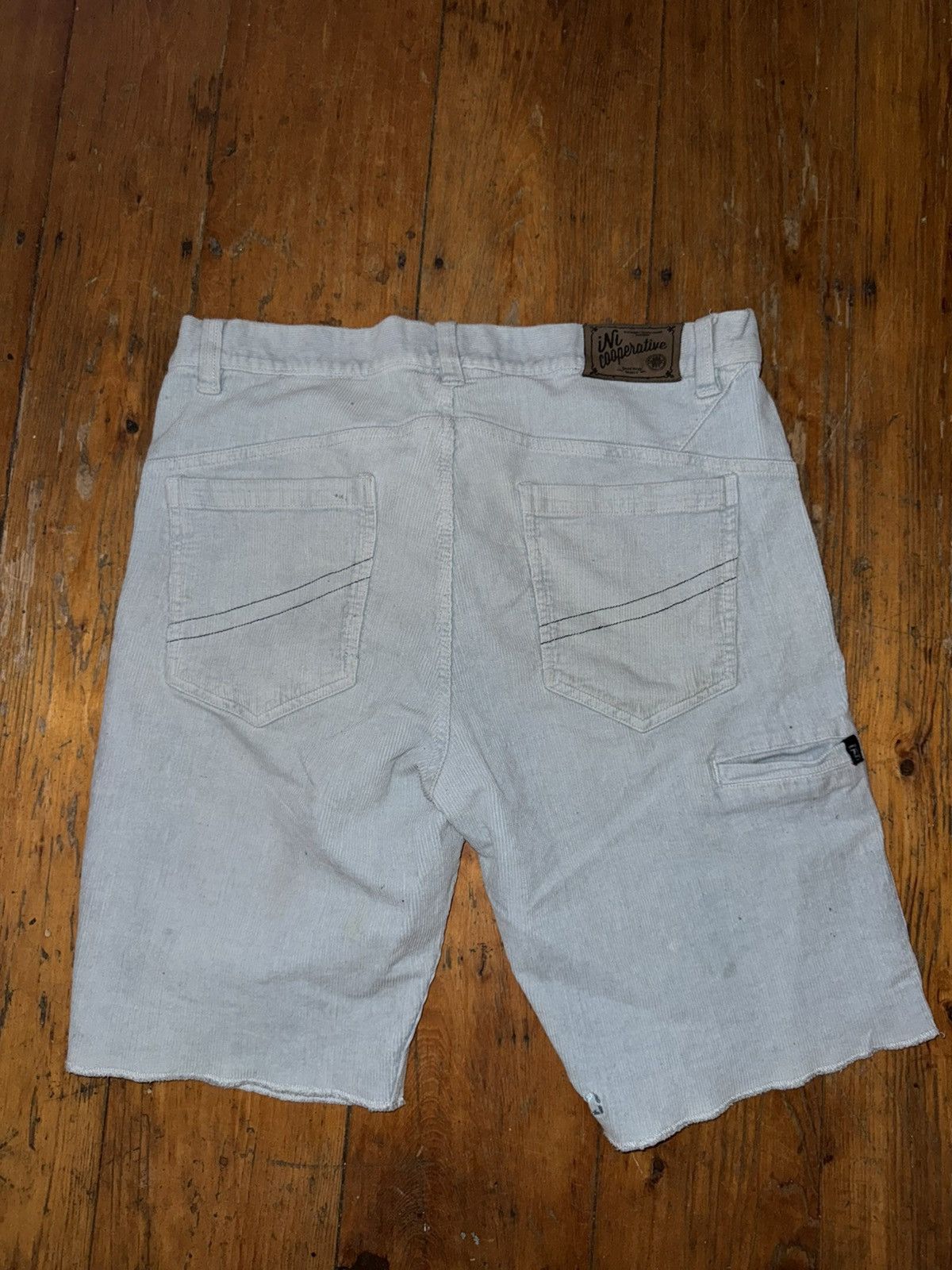 Other iNi Cooperative Men’s Light Blue Corduroy Shorts Size 30 Size US 30 / EU 46 - 3 Thumbnail