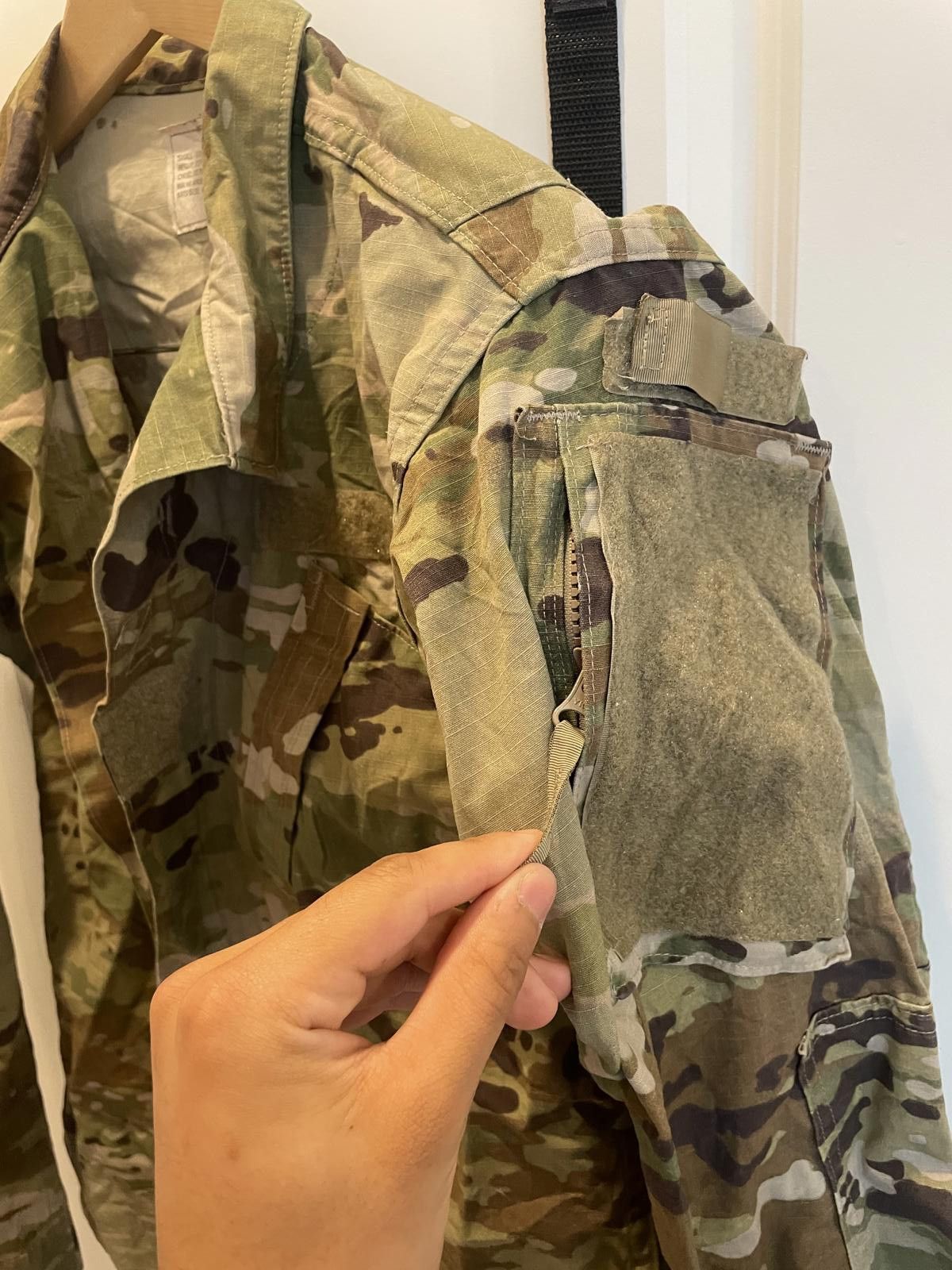 Designer Genuine Army Combat Uniform (ACU) OCP Scorpion W2 Jacket-NSN Size ONE SIZE - 4 Thumbnail