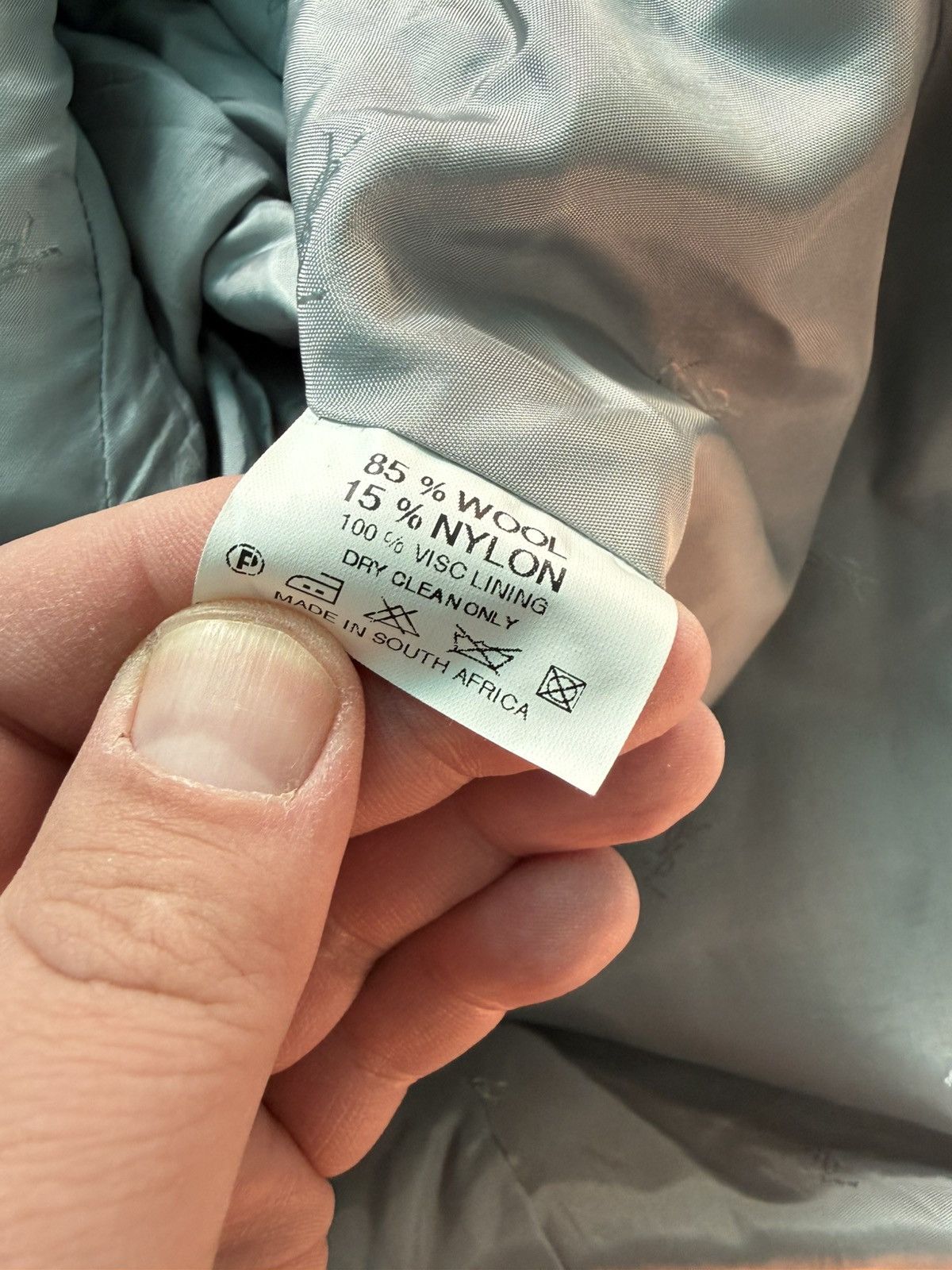 Yves Saint Laurent Very nice Size 48R - 16 Thumbnail