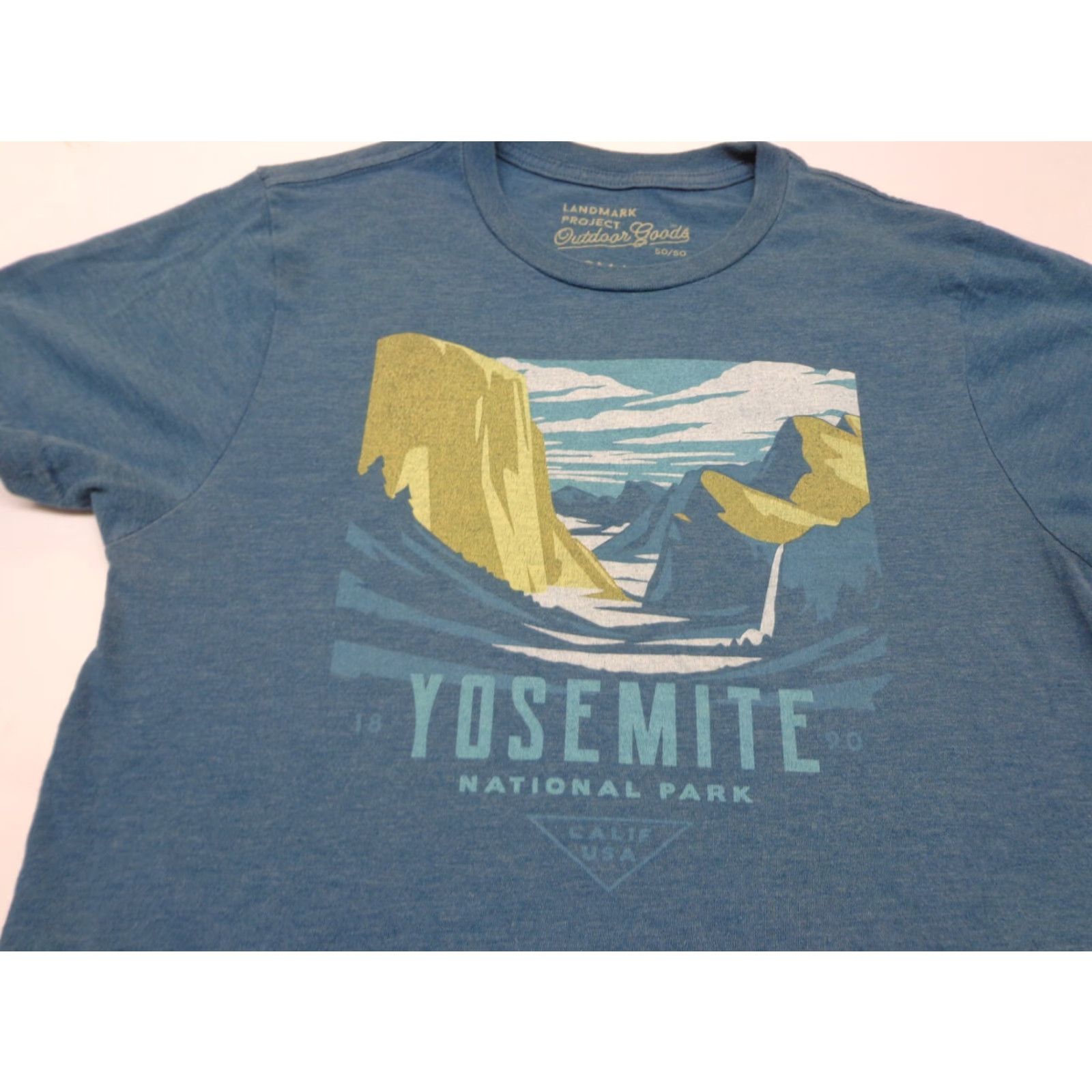 Vintage VINTAGE The Landmark Project Yosemite National Park T-Shirt S Men Blue Cotton Blend Crew Neck Short Sleeve Outdoor Summer Graphic Print Size S Flaw Size US S / EU 44-46 / 1 - 2 Thumbnail