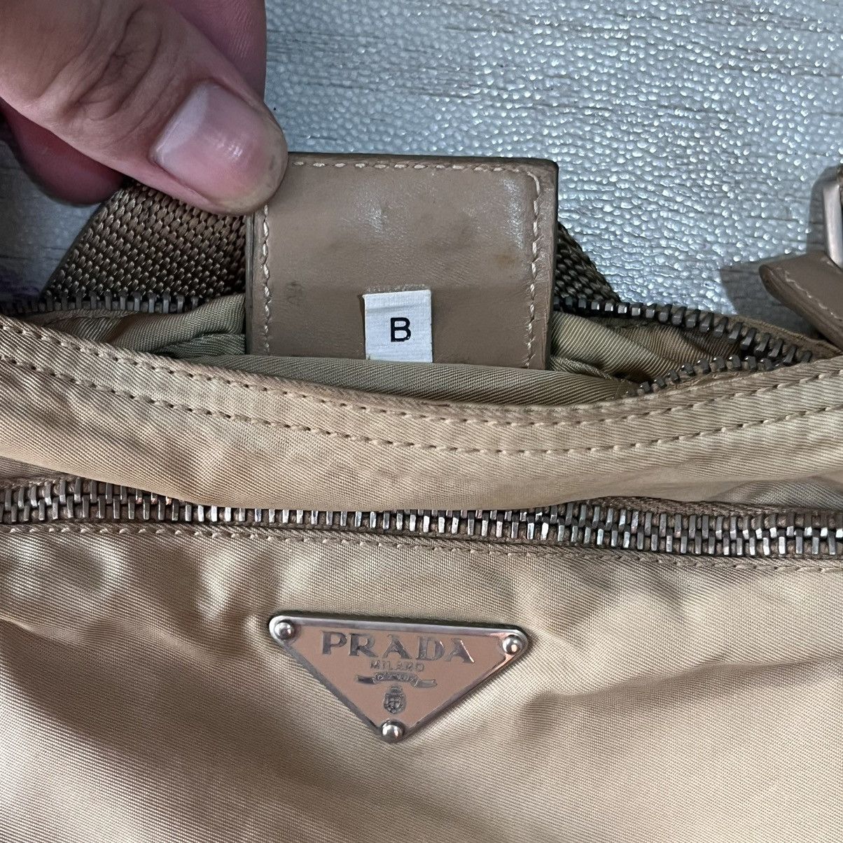 Prada × Vintage Vintage prada nylon slingbag Size ONE SIZE - 9 Thumbnail
