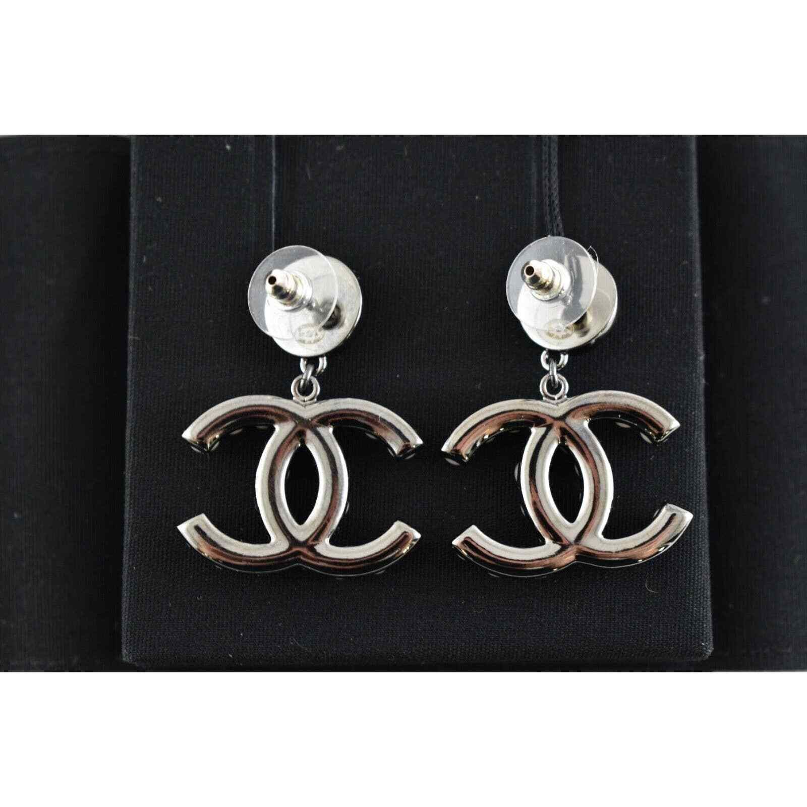 Chanel Chanel Ruthenium Pearl Large Dangle Drop Statement Earrings Size ONE SIZE - 10 Thumbnail