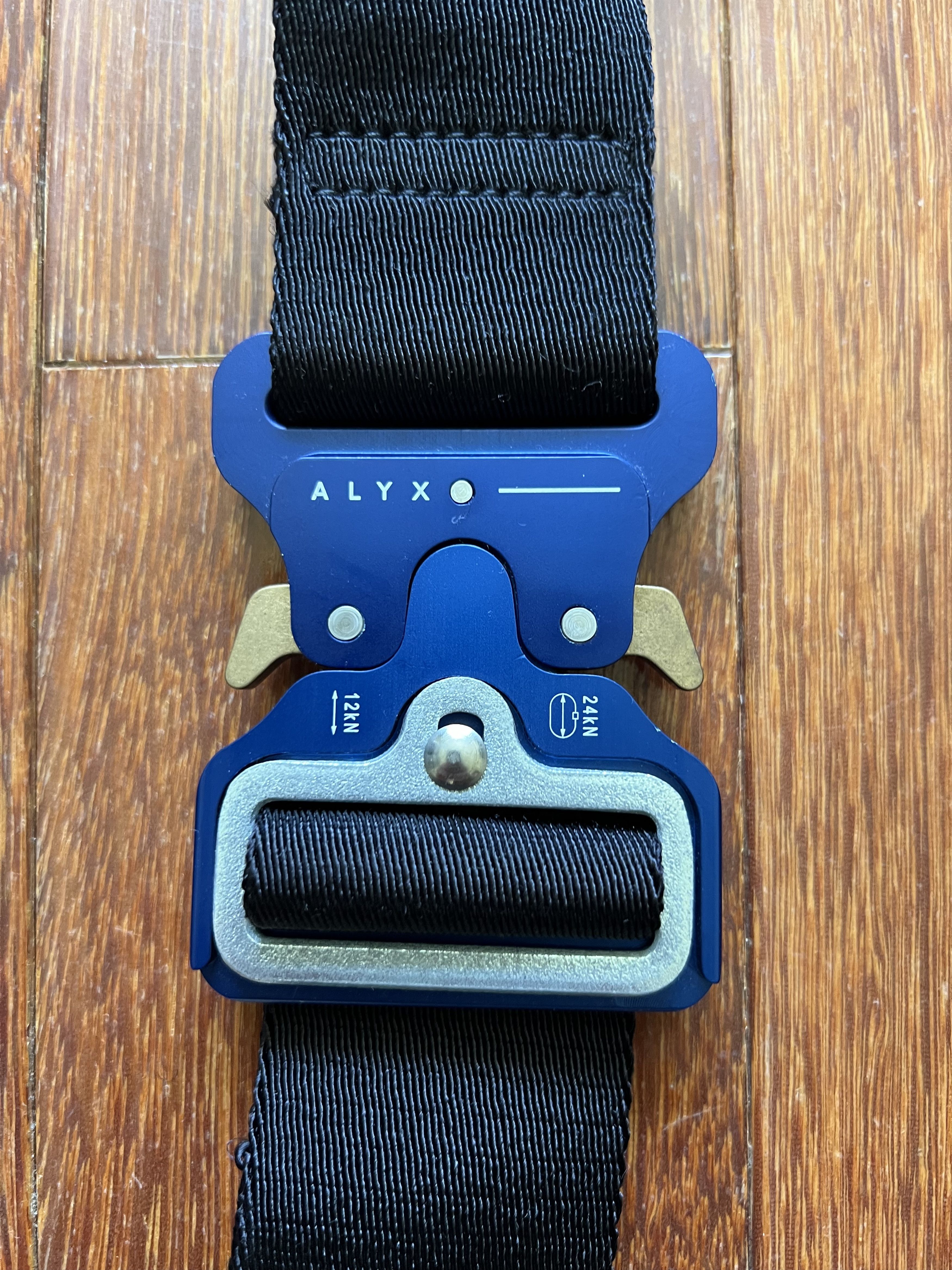 1017 ALYX 9SM 💚 2021 Alyx x END. Black Nylon Crossbody with Blue Buckle Size ONE SIZE - 3 Thumbnail