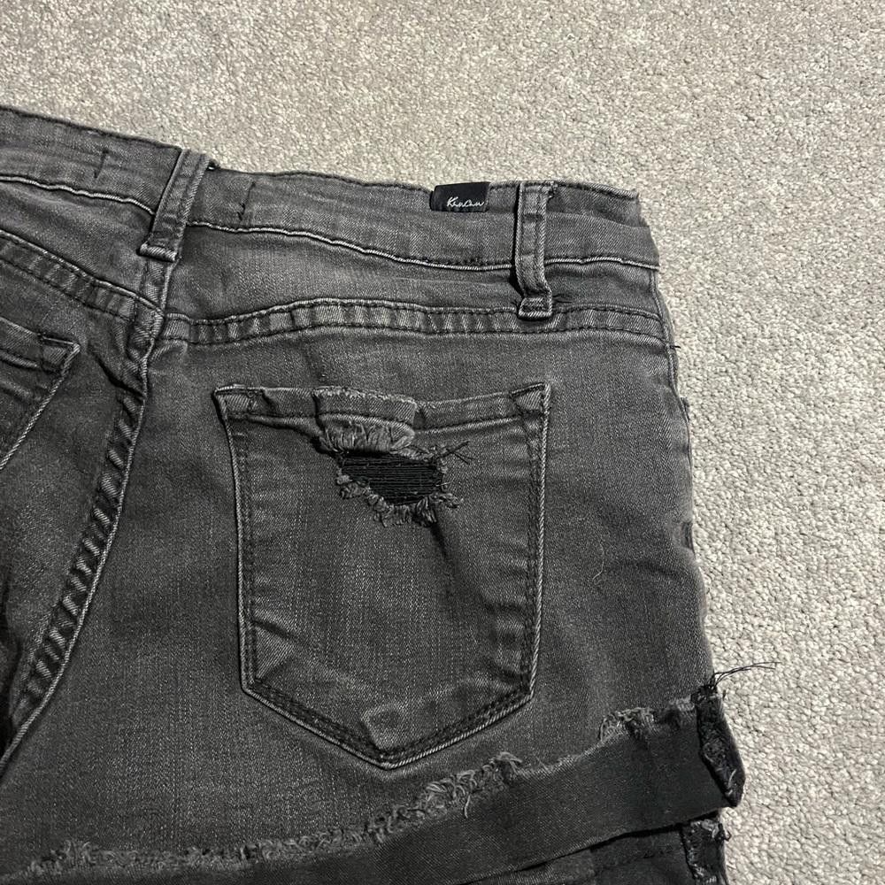 Designer Kancan black distressed short Size 28" / US 6 / IT 42 - 9 Thumbnail