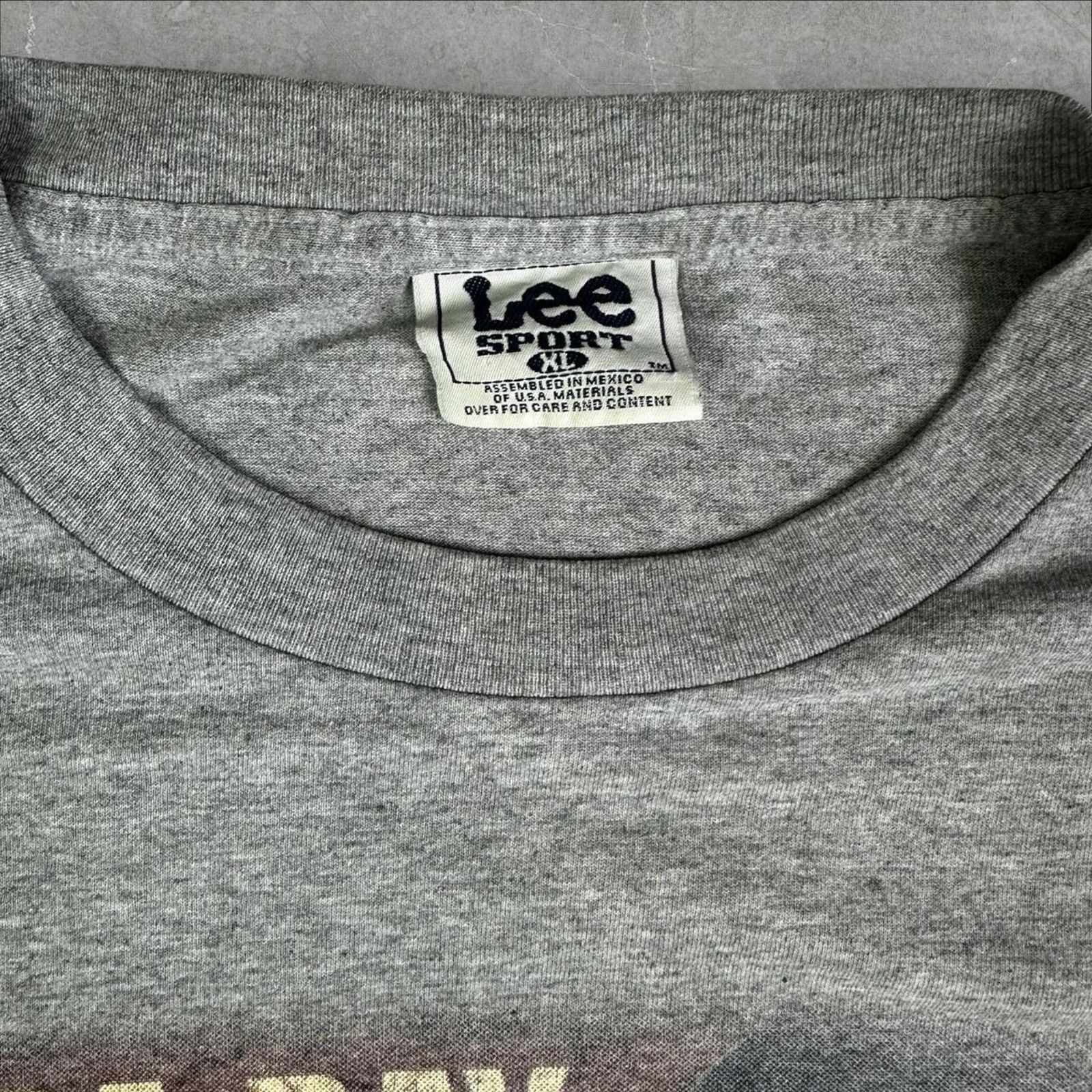 Lee Vintage 1998 Tampa Bay Buccaneers Lee Tee Shirt Size US XL / EU 56 / 4 - 3 Thumbnail