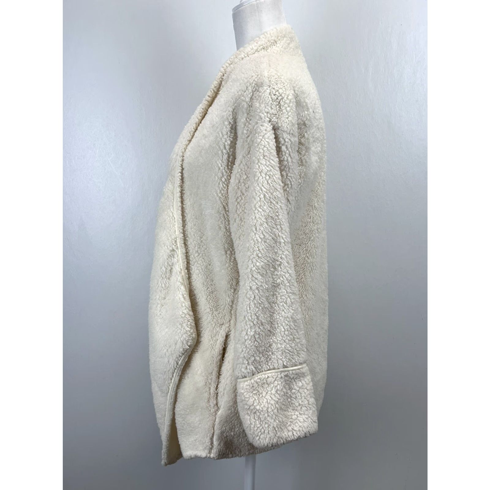 Soft Surroundings Soft Surroundings Cardigan Sz S GUC Single Snap Sherpa Fleece Cozy Up Size S / US 4 / IT 40 - 3 Thumbnail