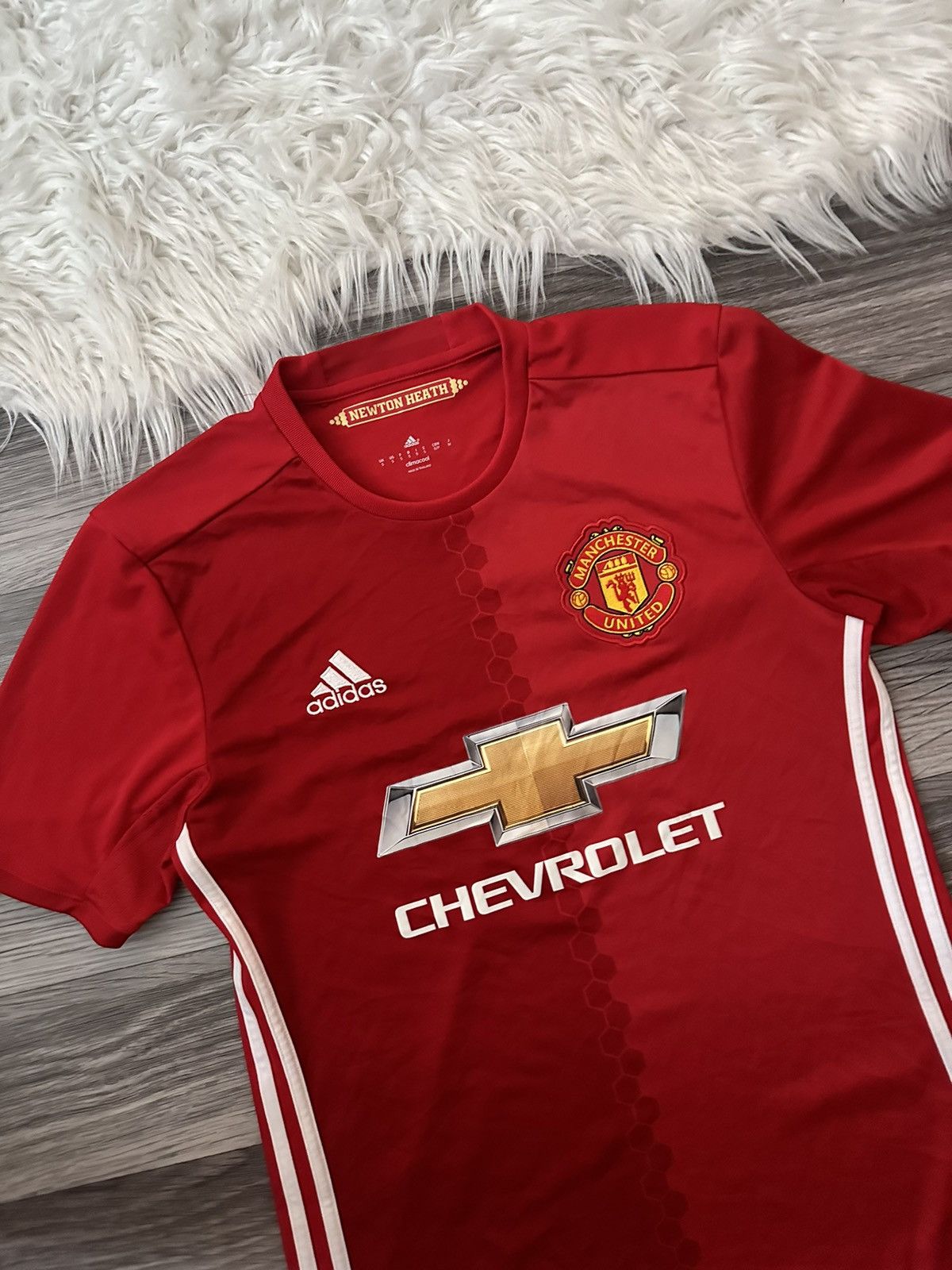 Adidas Adidas Manchester United 2016-2017 Home Jersey vintage bloke Size US S / EU 44-46 / 1 - 2 Thumbnail