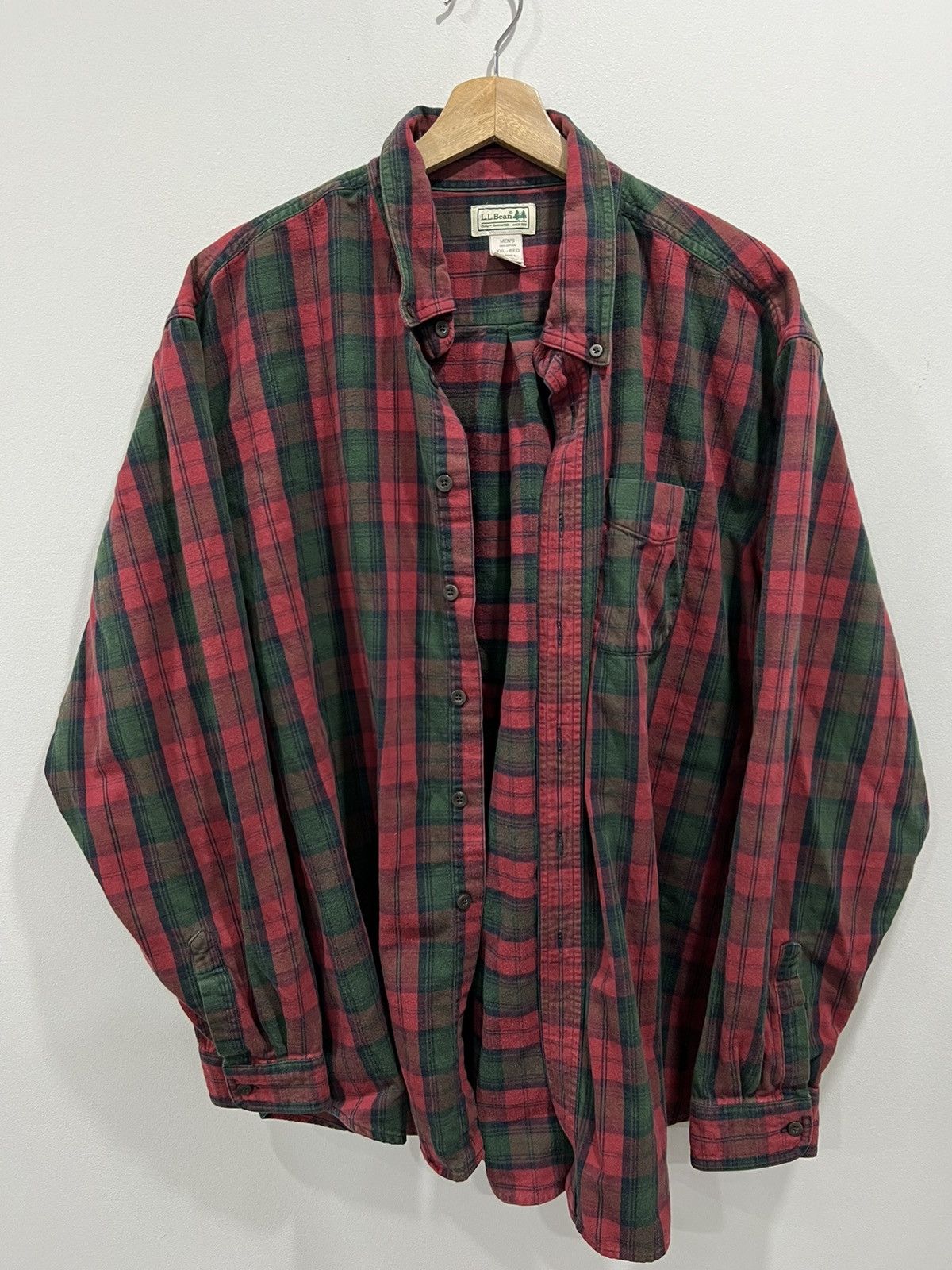 Vintage Vintage LL Bean Plaid Flannel Button Up Shirt xxl Size US XXL / EU 58 / 5 - 1 Thumbnail