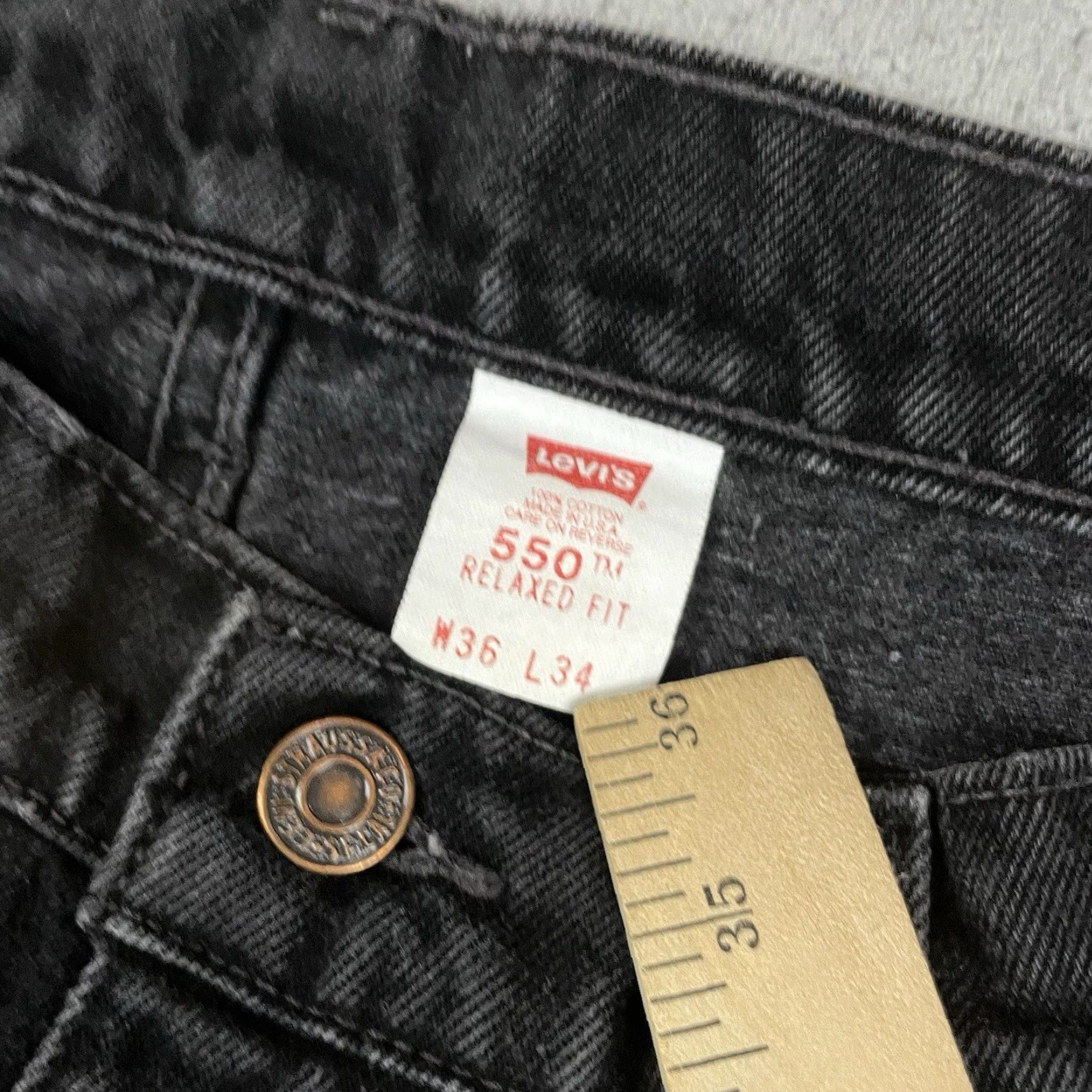 Levi's VINTAGE Levi's Jeans Mens 36x34 Black 550 Relaxed Dark Wash Denim Straight 5-Pocket Jeans Mens Levi's 550 Vintage 90s? Size US 36 / EU 52 - 5 Thumbnail