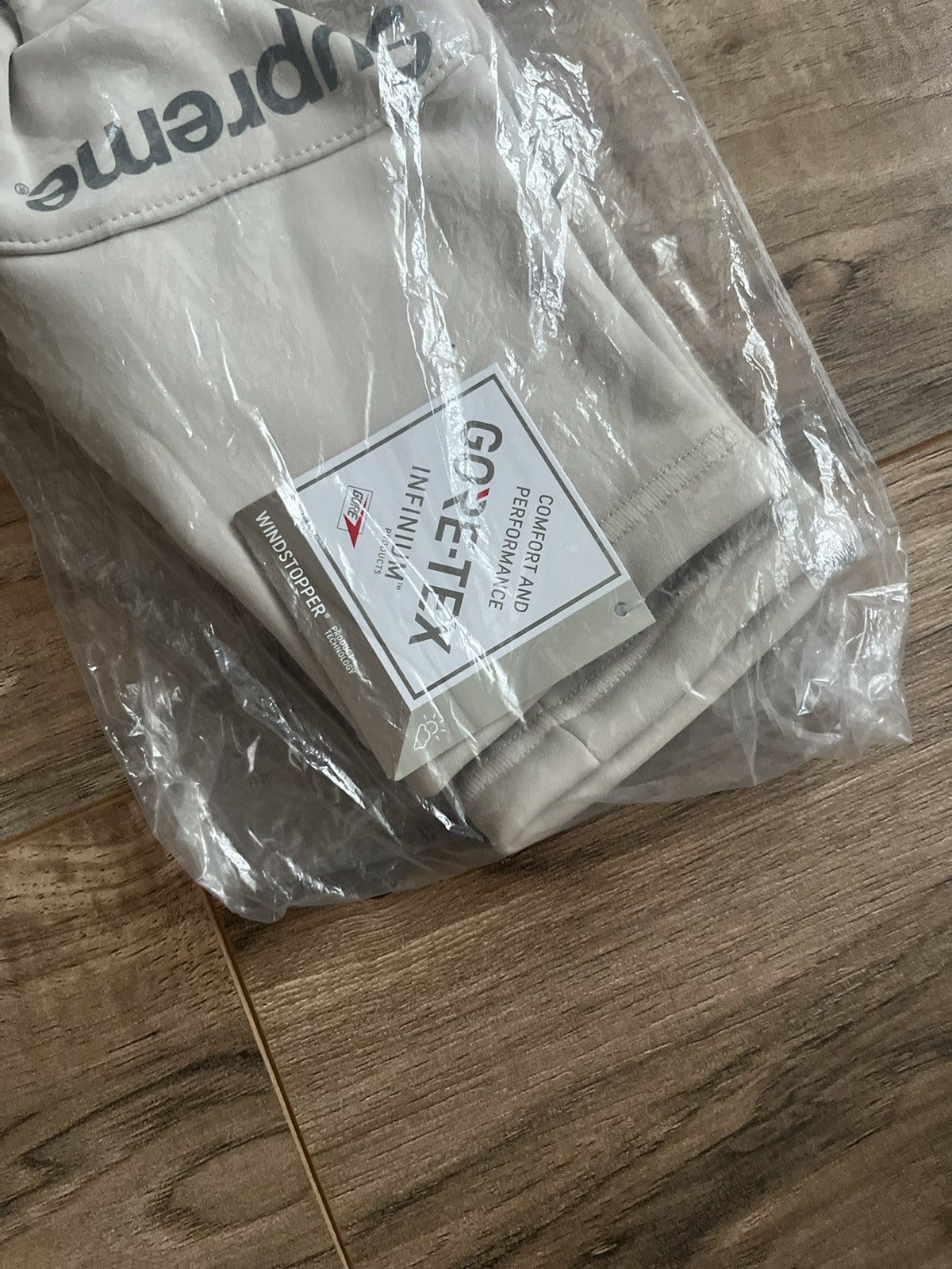 Supreme Supreme Windstopper Gloves Size ONE SIZE - 3 Thumbnail