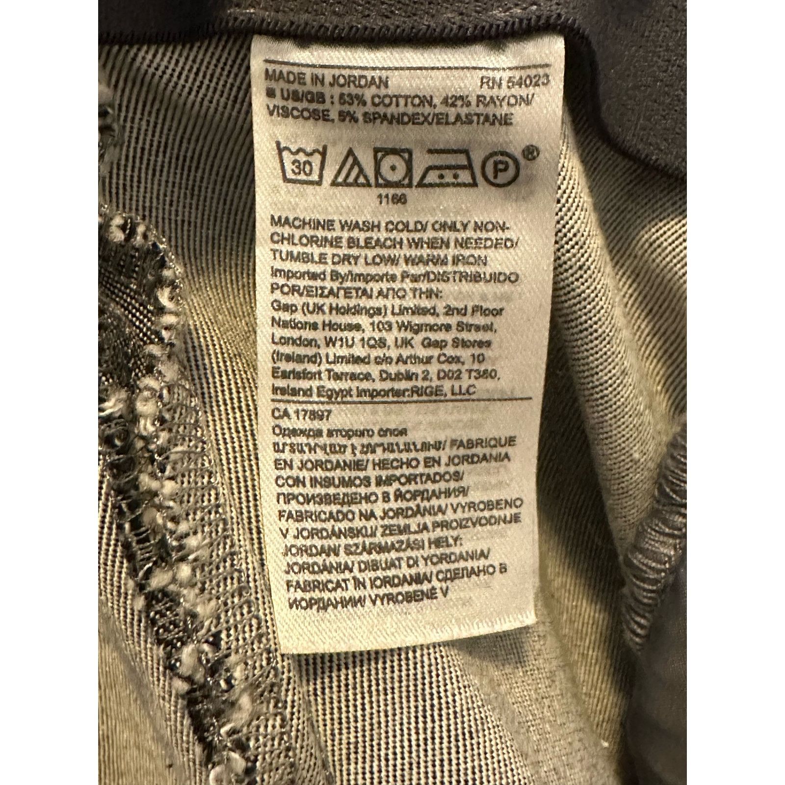 Banana Republic Banana Republic gray flat front skinny pants size 6 Size 28" / US 6 / IT 42 - 4 Thumbnail