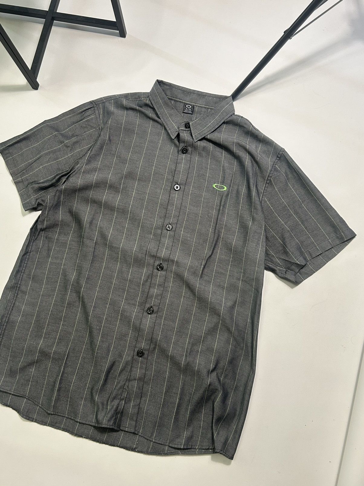 Oakley × Vintage Oakley Outdoor Streetwear Hawaiian Button Shirt Mens XL Size US XL / EU 56 / 4 - 5 Thumbnail