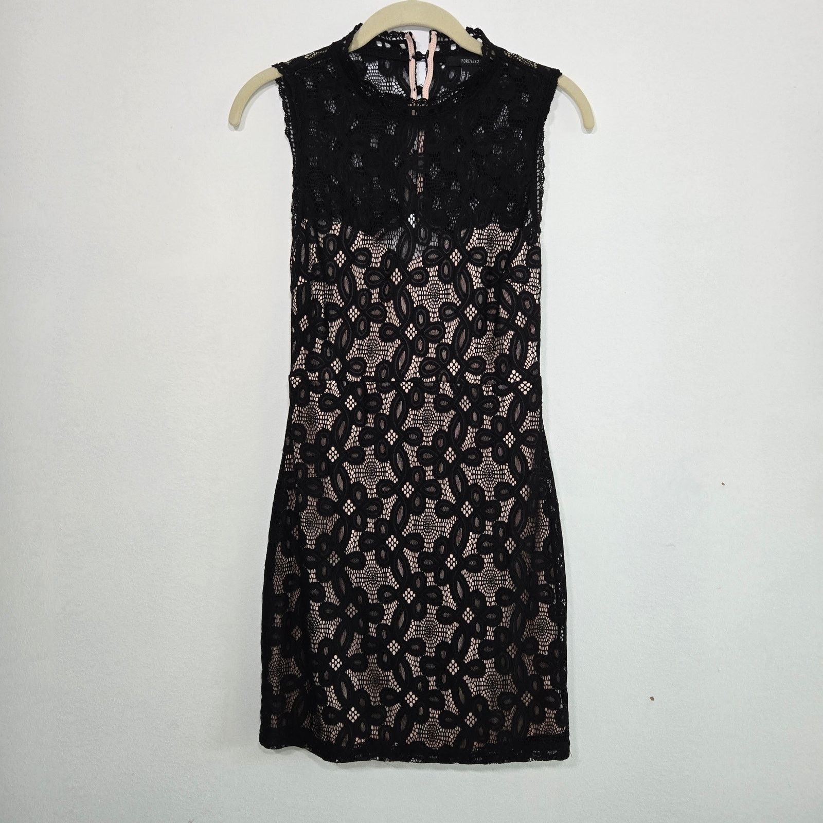 Forever 21 Black Dress With Lace Detail Size Small Size S / US 4 / IT 40 - 1 Thumbnail