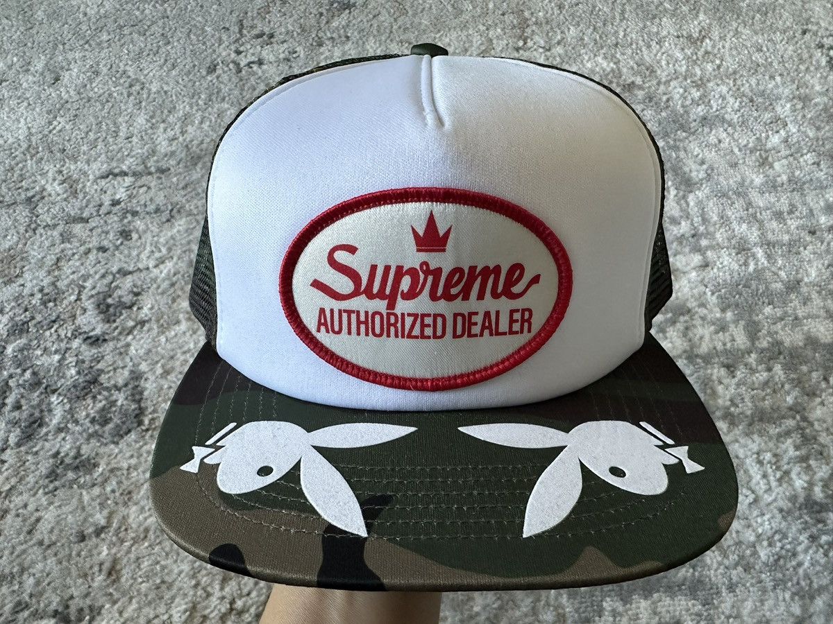 Playboy × Supreme Supreme x Playboy Mesh Back 5-Panel SS26/W3 Size ONE SIZE - 15 Thumbnail