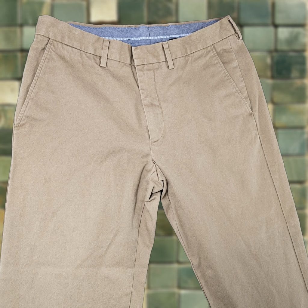 J.Crew J.Crew Chino Pants Mens 32X32 Flat Front Classic Fit Cotton Twill Khaki Brown Casual Pants Mens Regular 32” Waist 32” Inseam Size US 32 / EU 48 - 1 Thumbnail