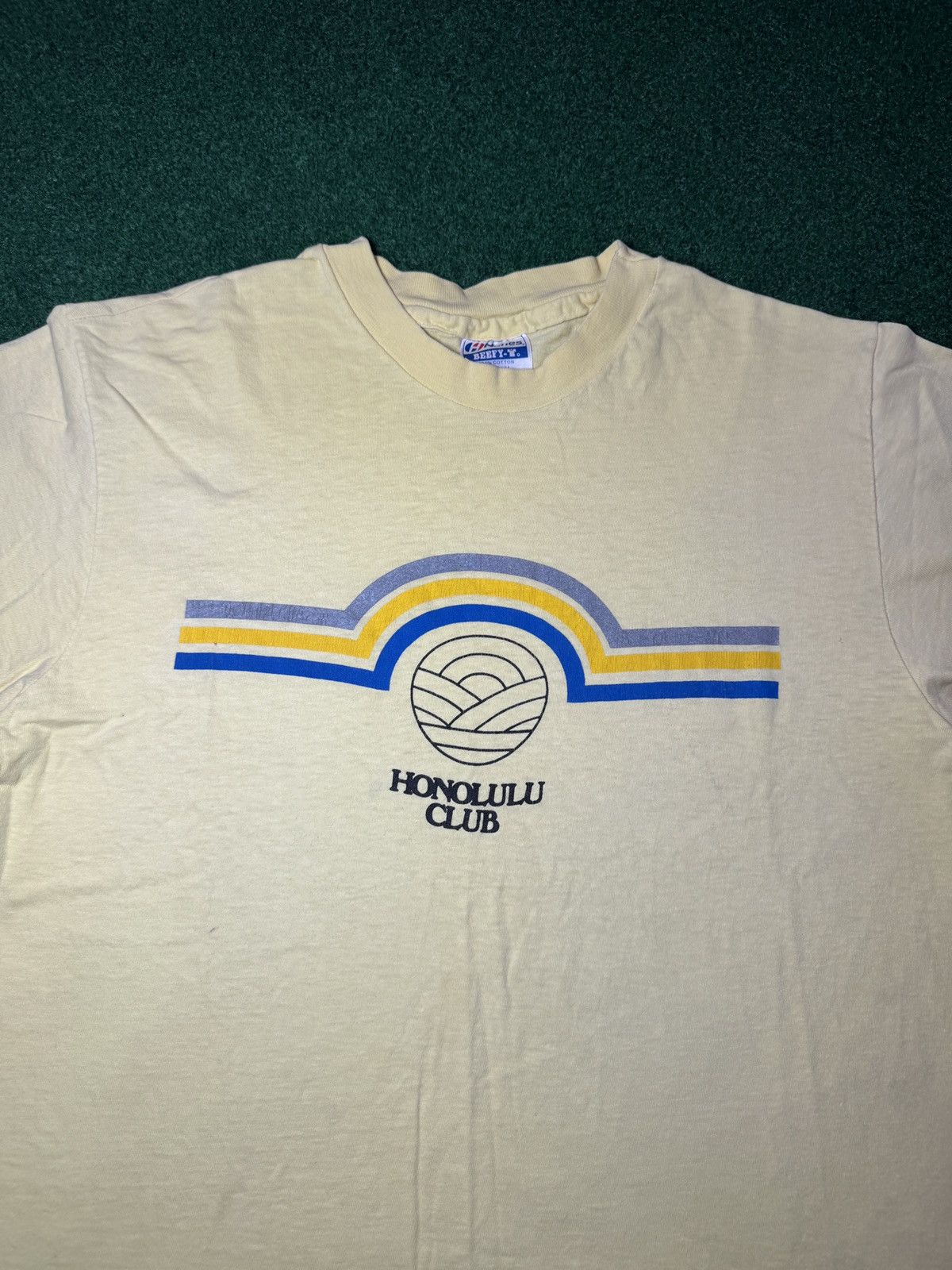 Hanes Vintage 80s 90s Honolulu Club Hawaii Surf Surfer T Shirt Size US L / EU 52-54 / 3 - 2 Thumbnail