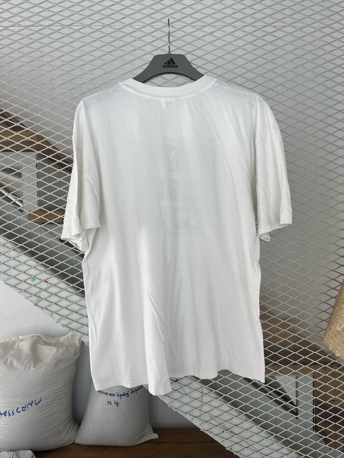 Vintage Vintage KENNEDY COIFURE 100% Fashion 90’s Artwork Tshirt Size US XL / EU 56 / 4 - 7 Thumbnail