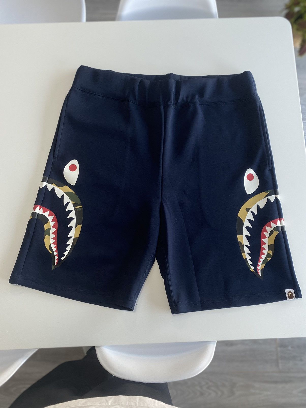 Bape Bape side shark shorts Size US 35 - 2 Thumbnail