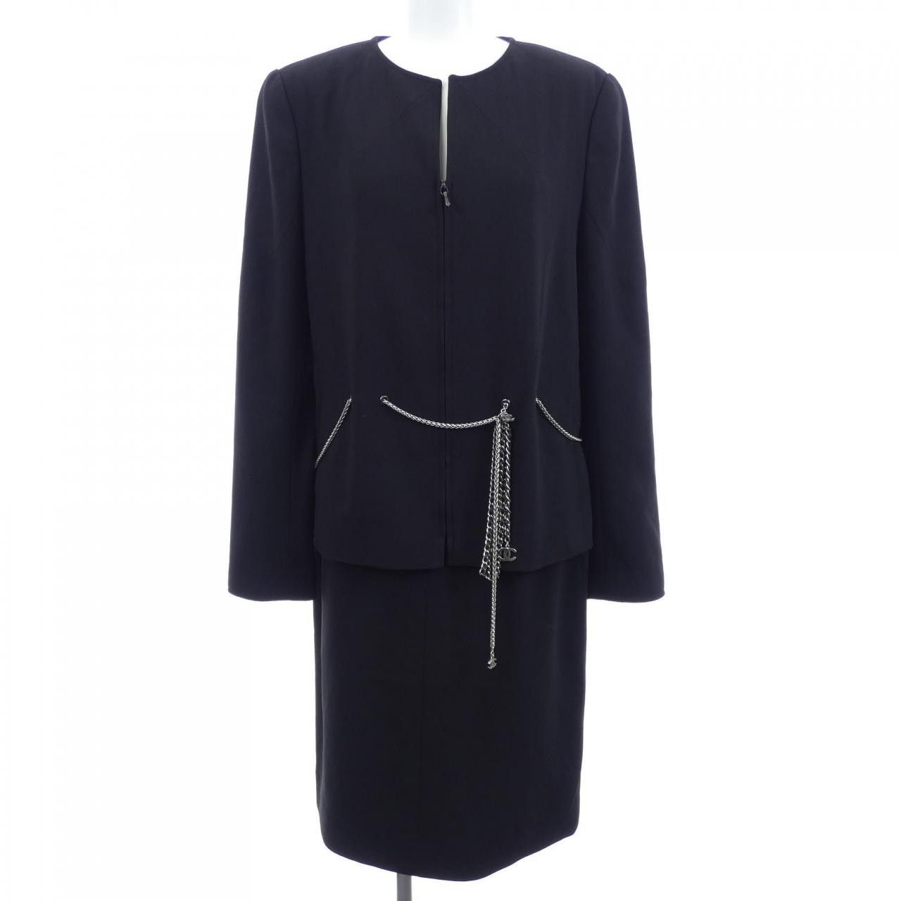 Chanel Chanel Chanel P11169V06456 98P Suit Others Suits P11169V06456 98P DUTY FREE for USA Size ONE SIZE - 1 Thumbnail