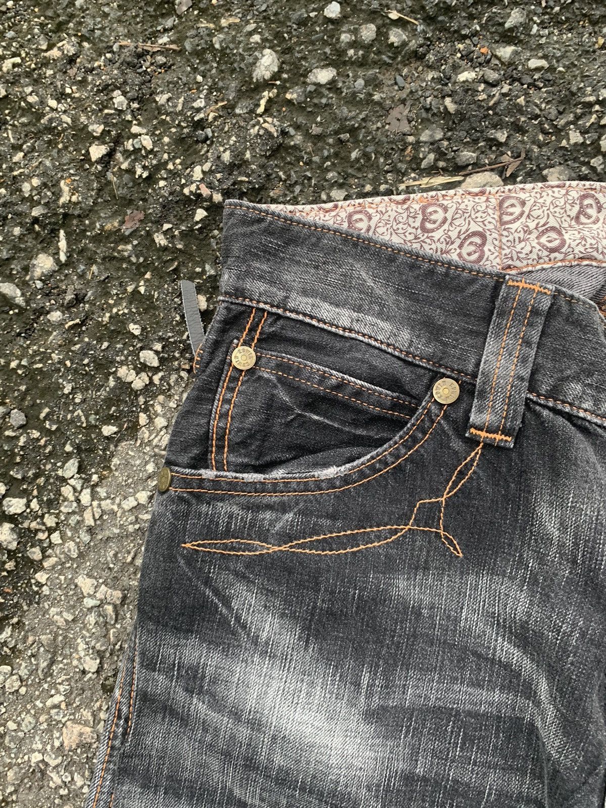 Edwin EDWIN 503 NAVAJO STYLE FADED & RUSTY MUDMAX DISTRESSED DENIM Size US 31 - 14 Thumbnail