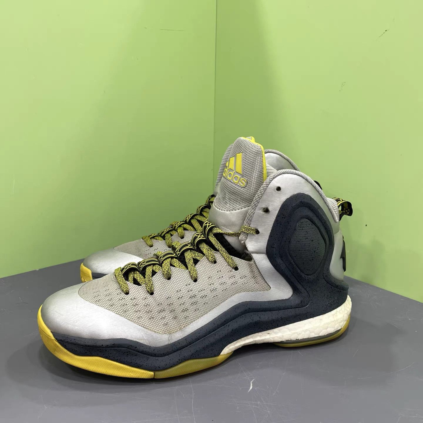 Nike adidas D Rose 5 Black/Silver Basketball Shoes K15 Size US 9.5 / EU 42-43 - 1 Thumbnail