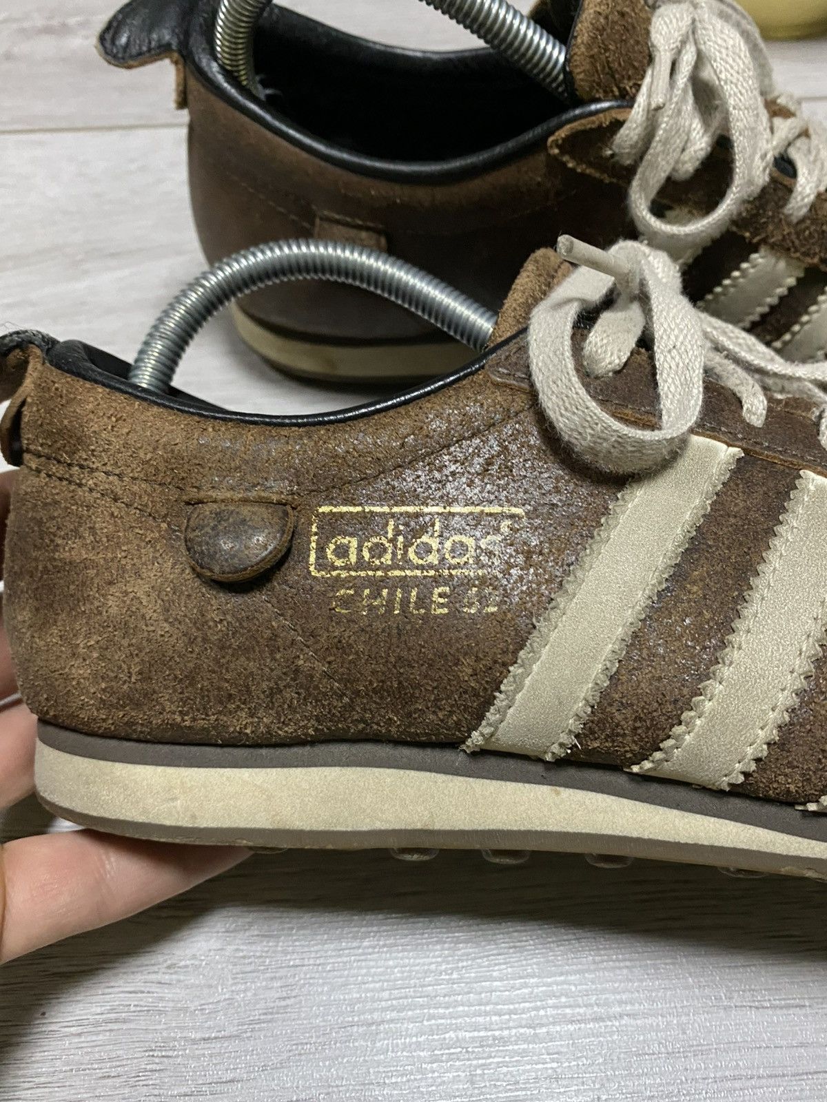 Adidas Adidas Chile 62 vintage leather sneakers shoes Size US 7.5 / EU 40-41 - 9 Thumbnail