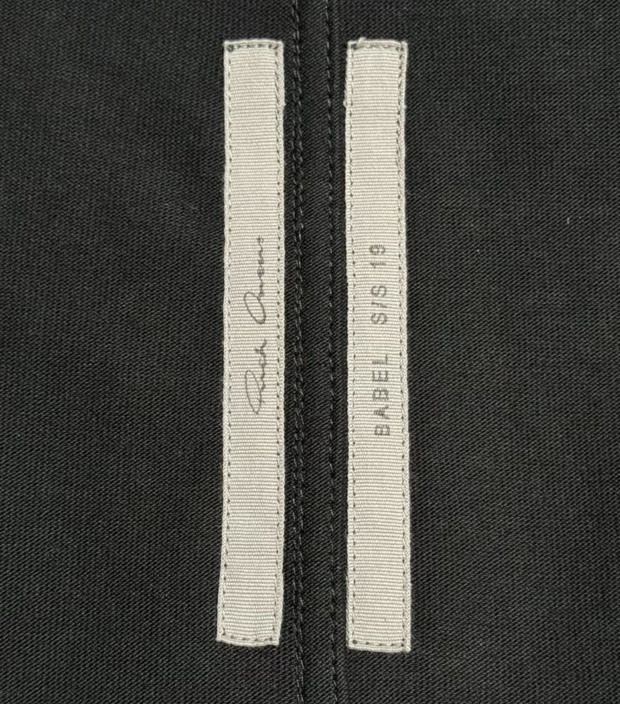 Rick Owens Rick Owens Geometric Embroidered Short Size US S / EU 44-46 / 1 - 4 Thumbnail